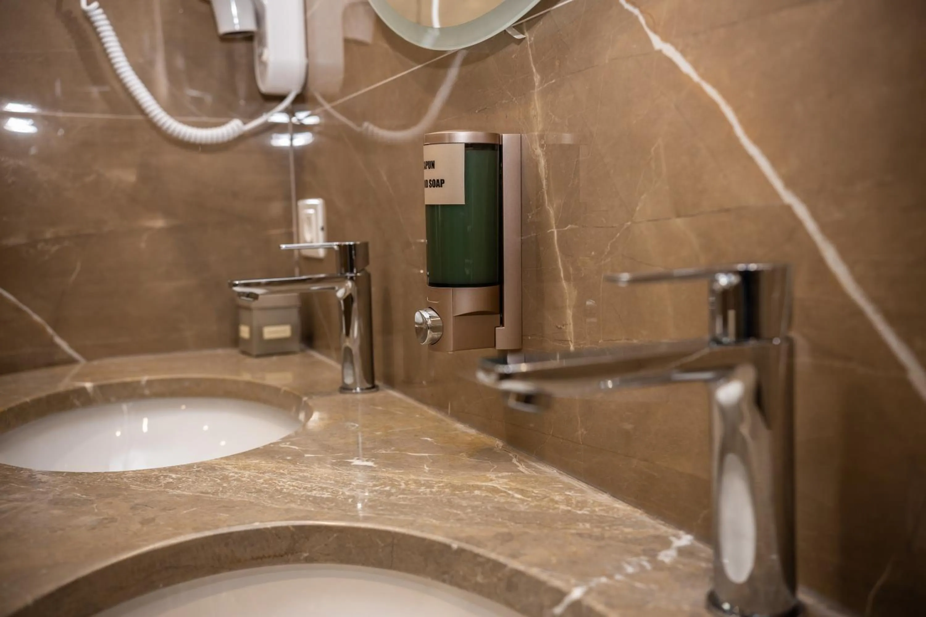Bathroom in Hotel Golden Palace