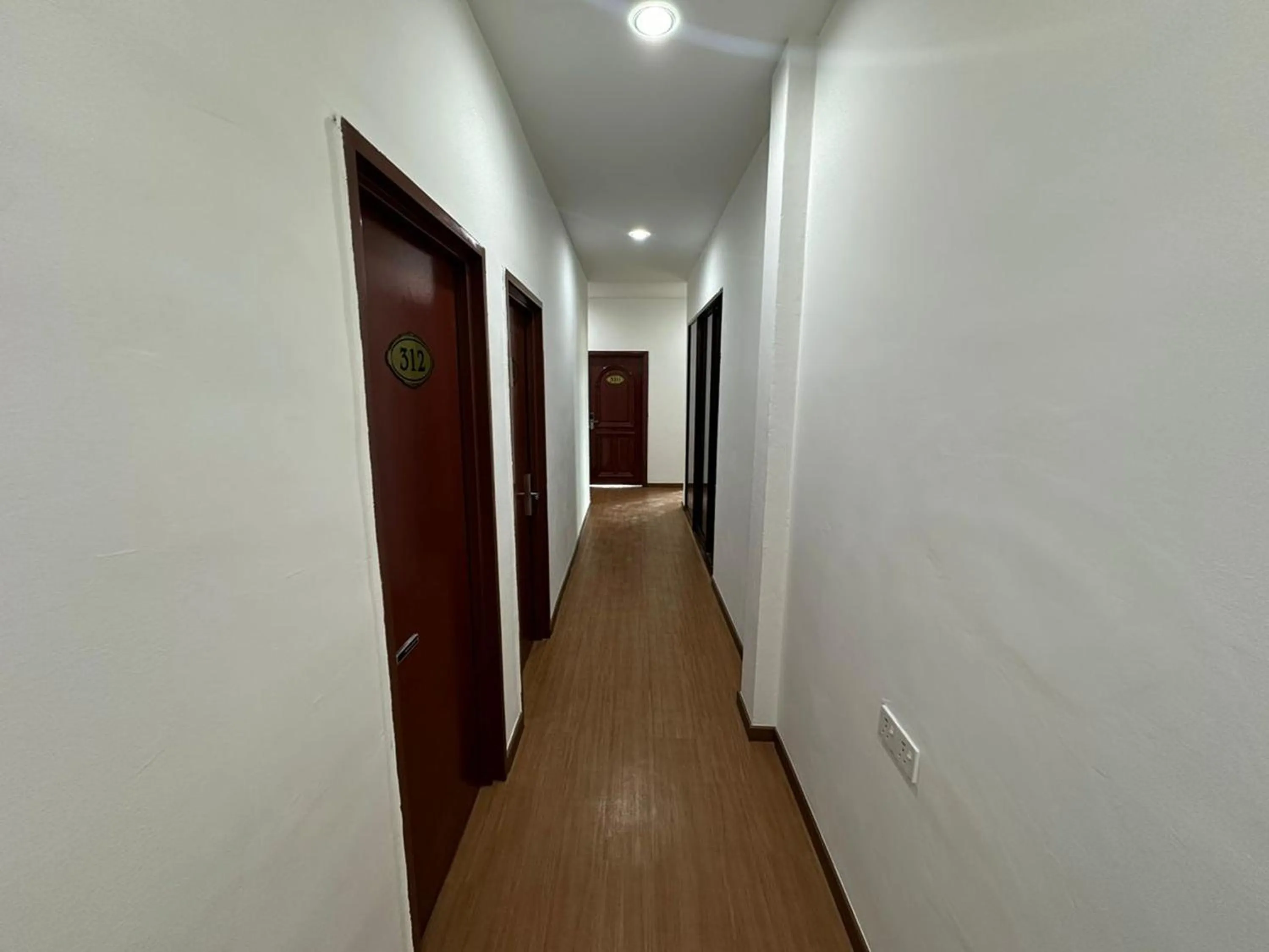 Area and facilities in Glistar Hotel