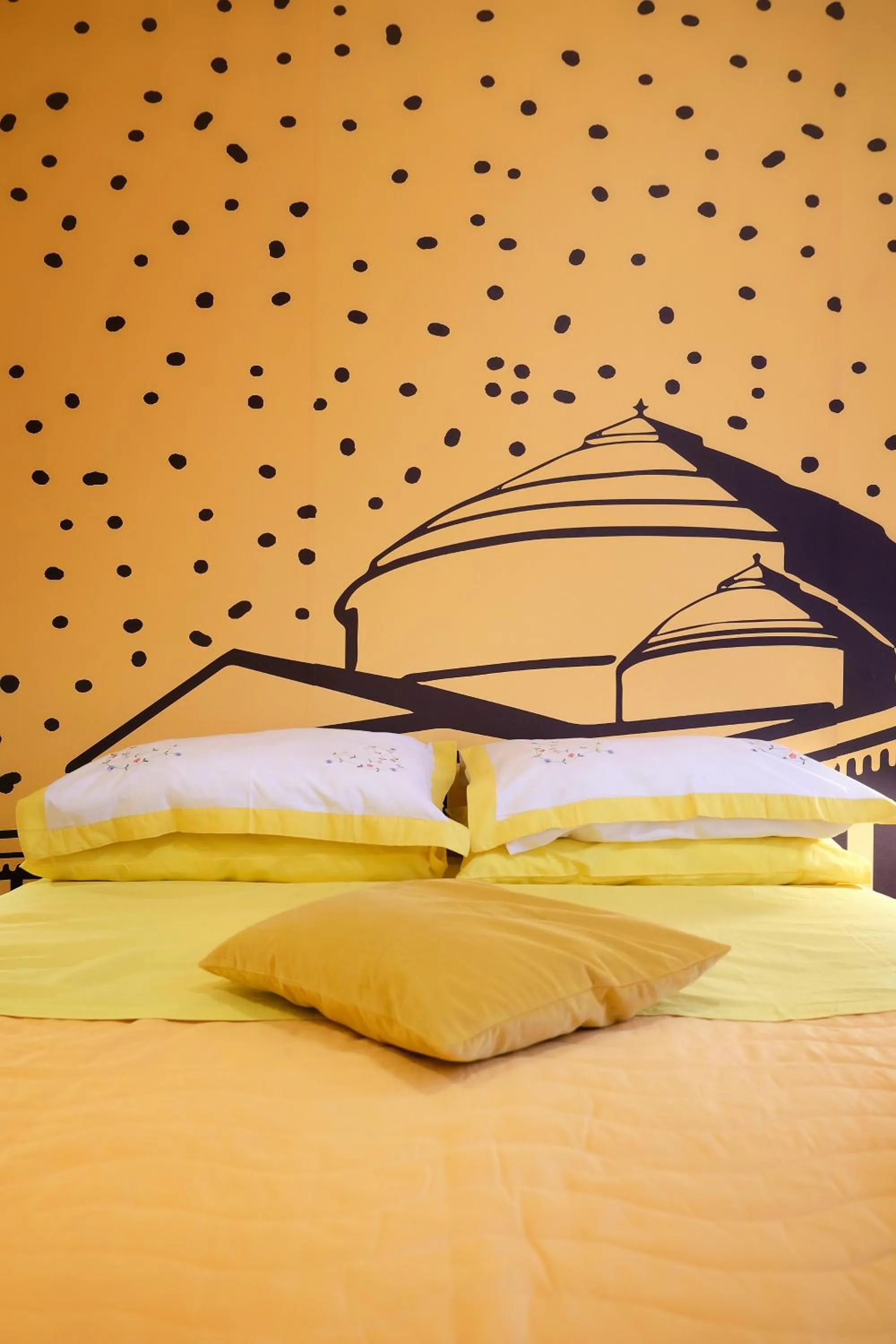 Bedroom, Bed in LH51 Rooms