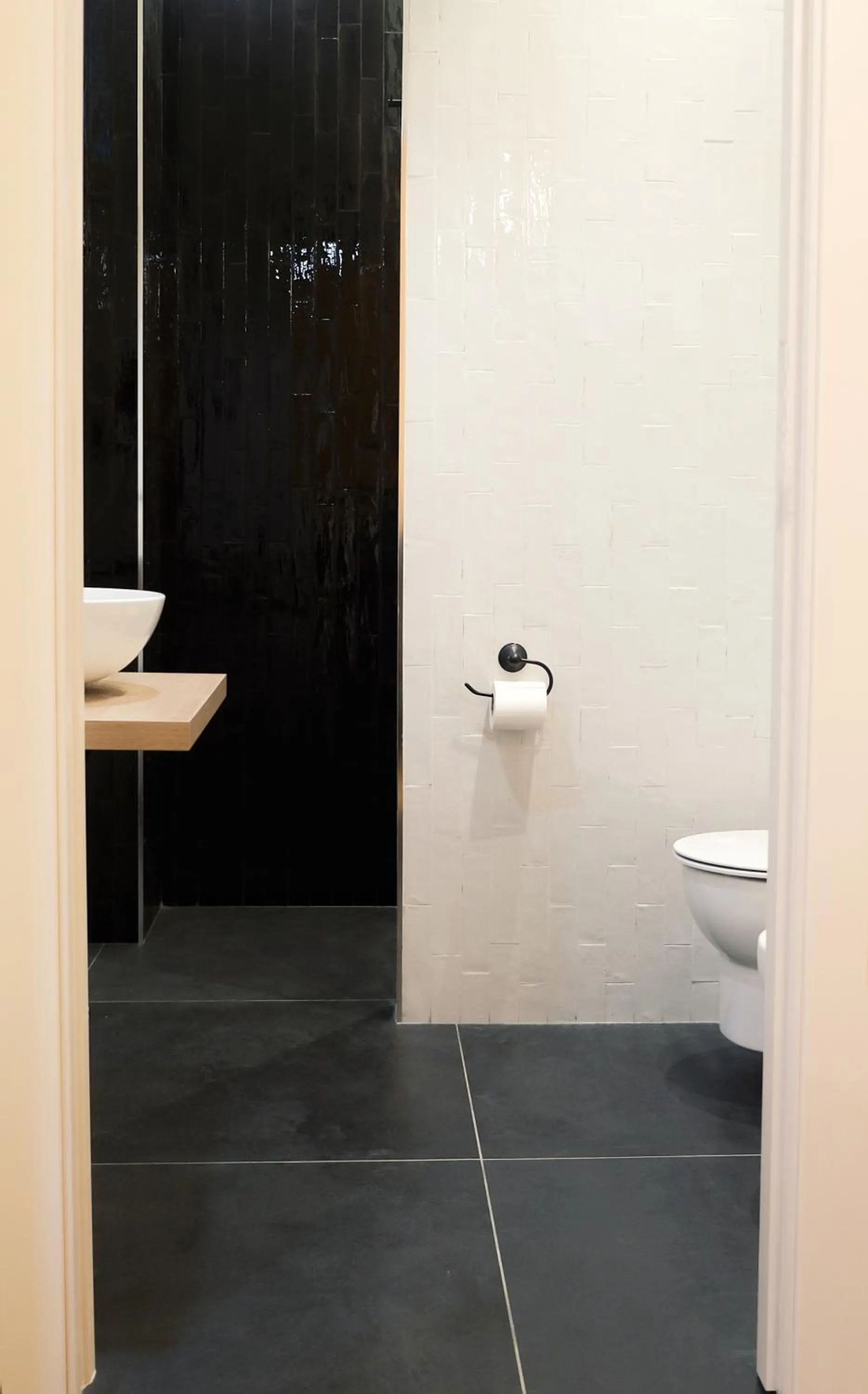 Bathroom in LH51 Rooms