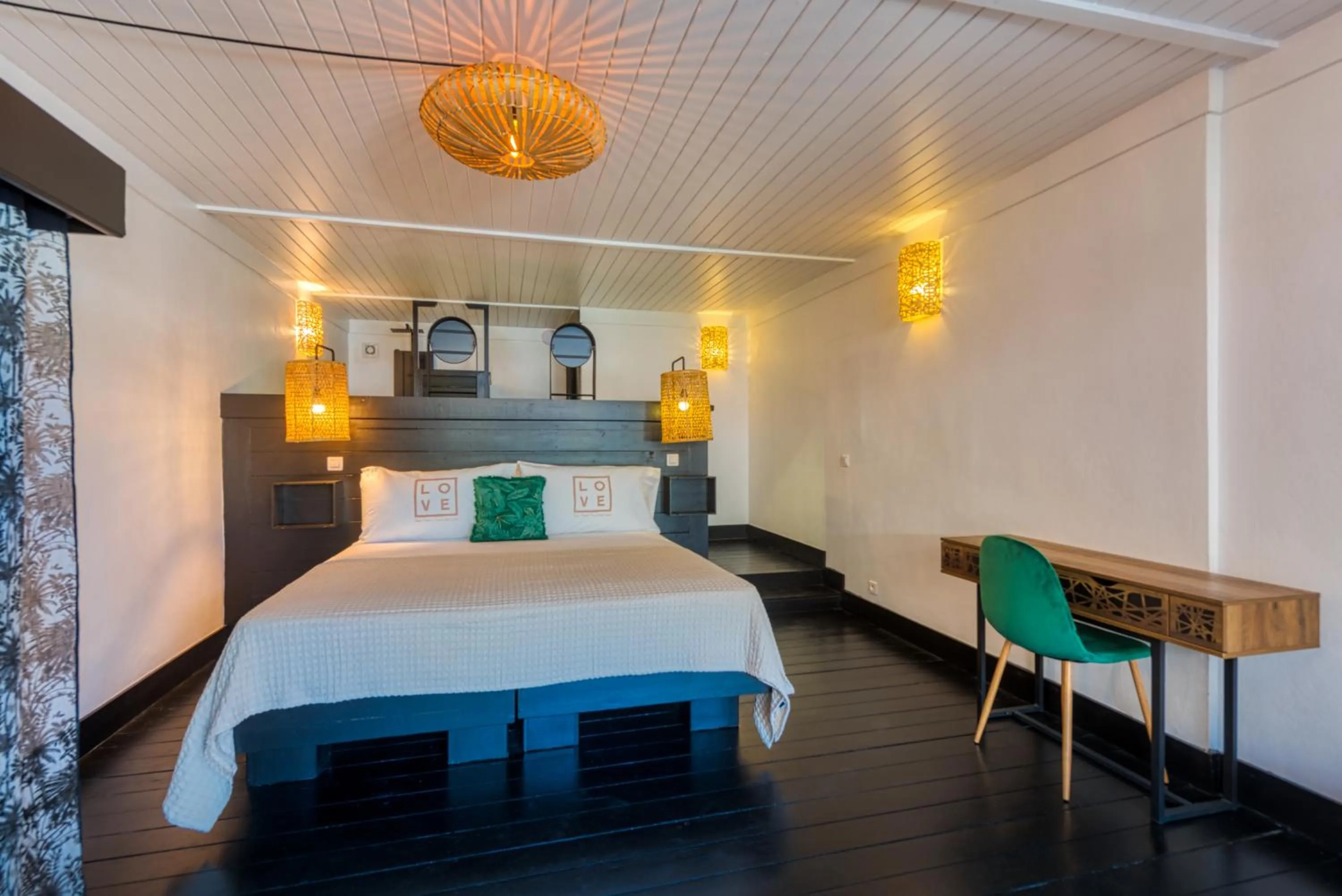 Bathroom, Bed in Love Boutique Hotel