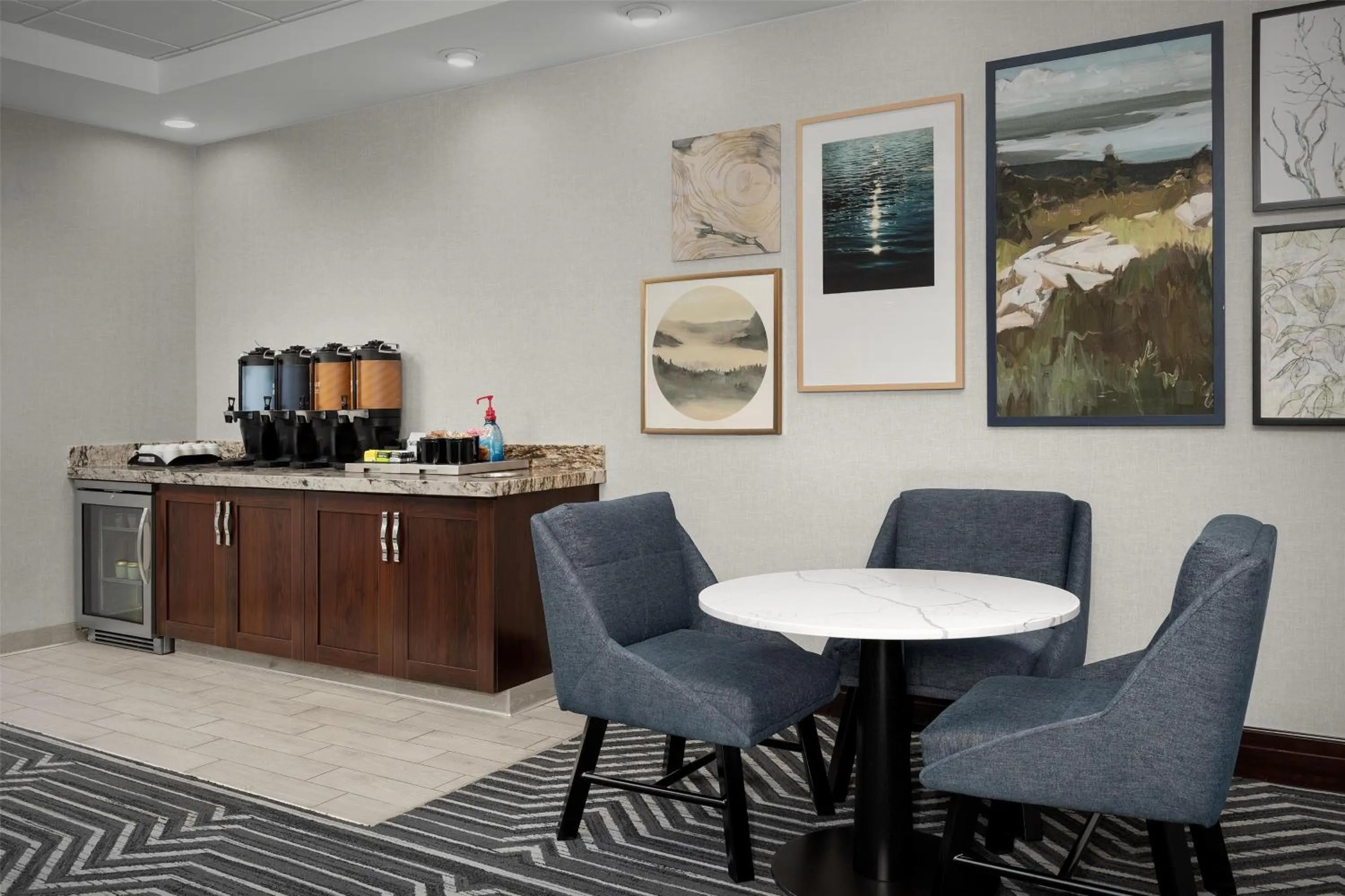 Breakfast in Homewood Suites by Hilton Seattle/Lynnwood