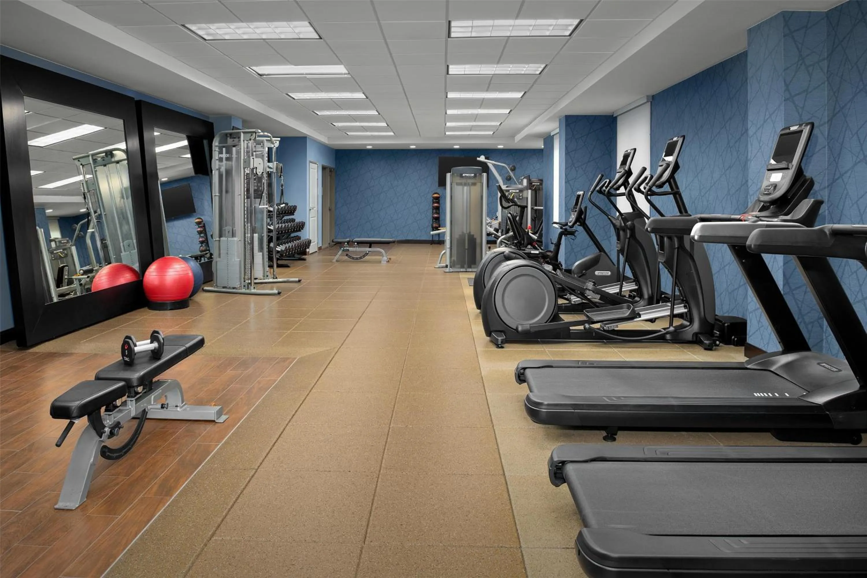 Fitness centre/facilities in Homewood Suites by Hilton Seattle/Lynnwood