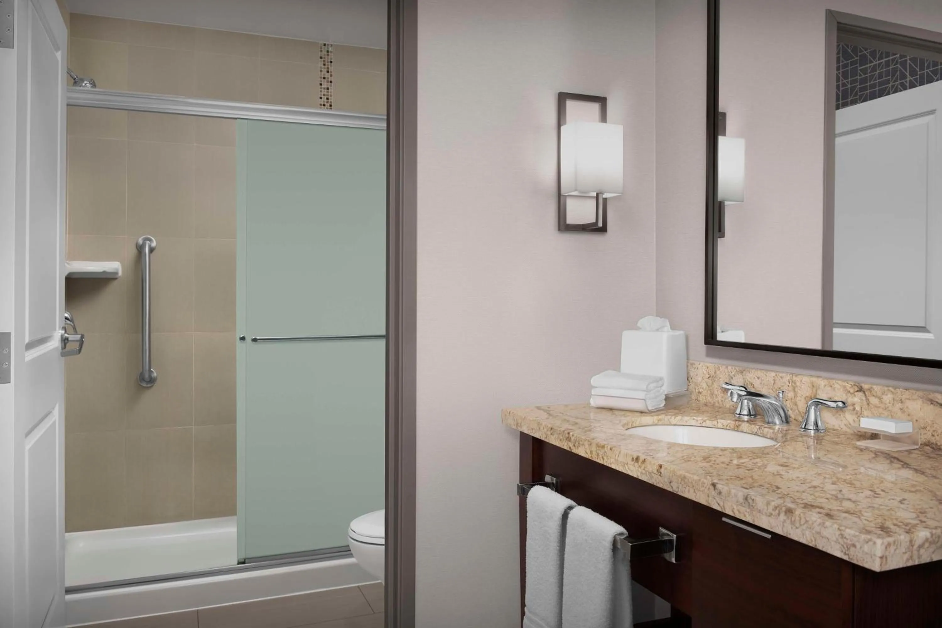 Bathroom in Homewood Suites by Hilton Seattle/Lynnwood