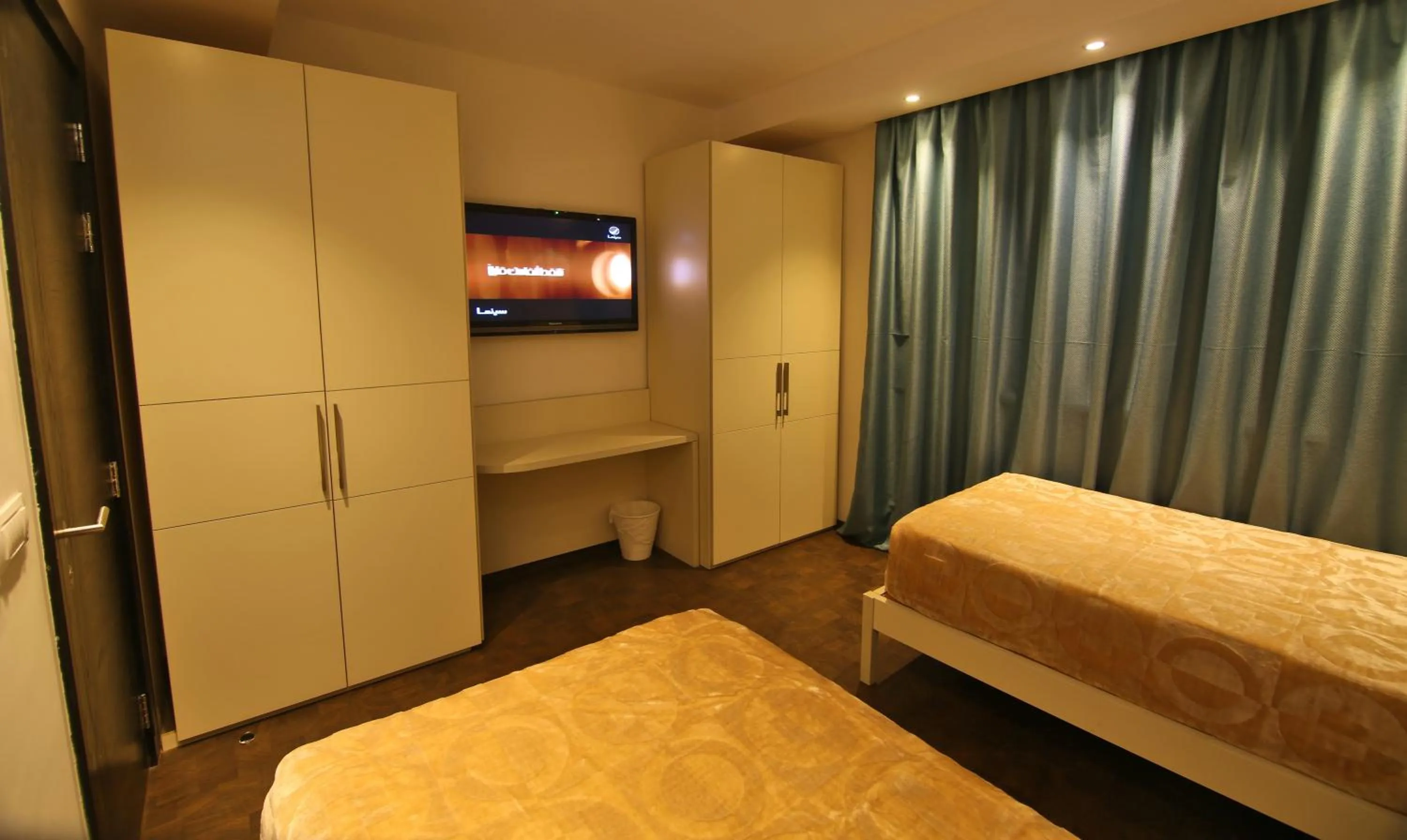 Bedroom, Bed in AlAshrafia Smart Residence