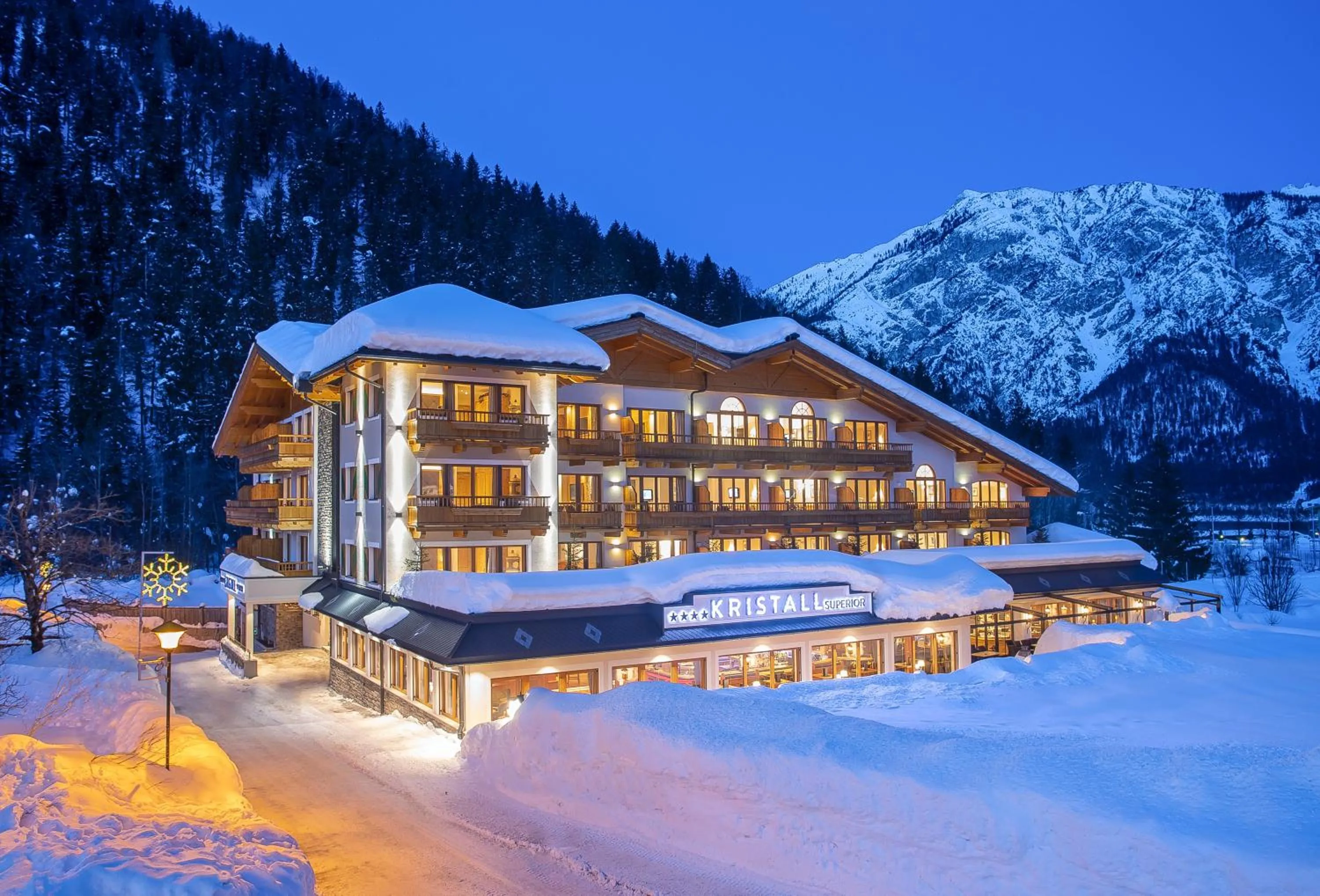 Property building in Verwöhnhotel Kristall