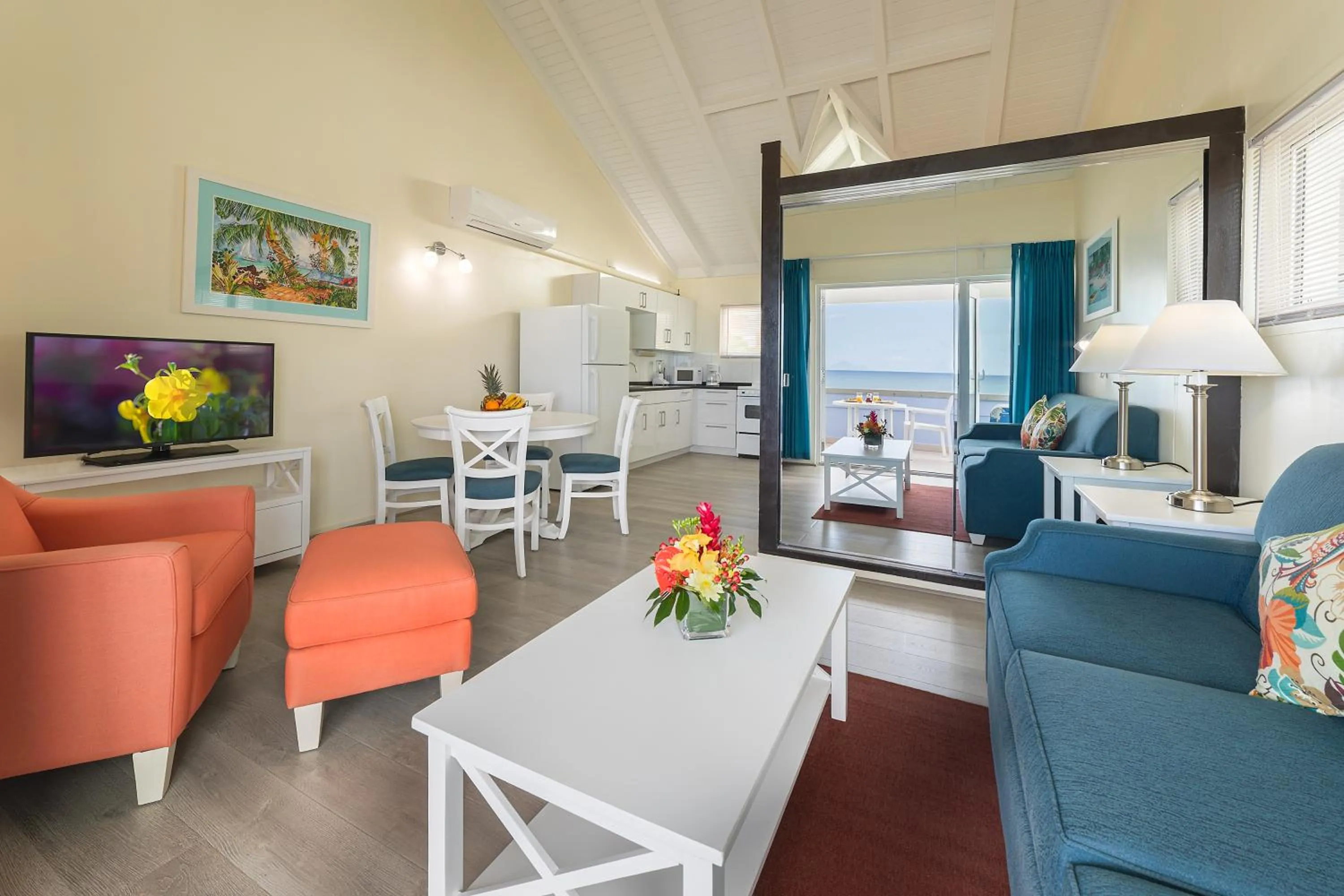 Living room in La Vista Resort