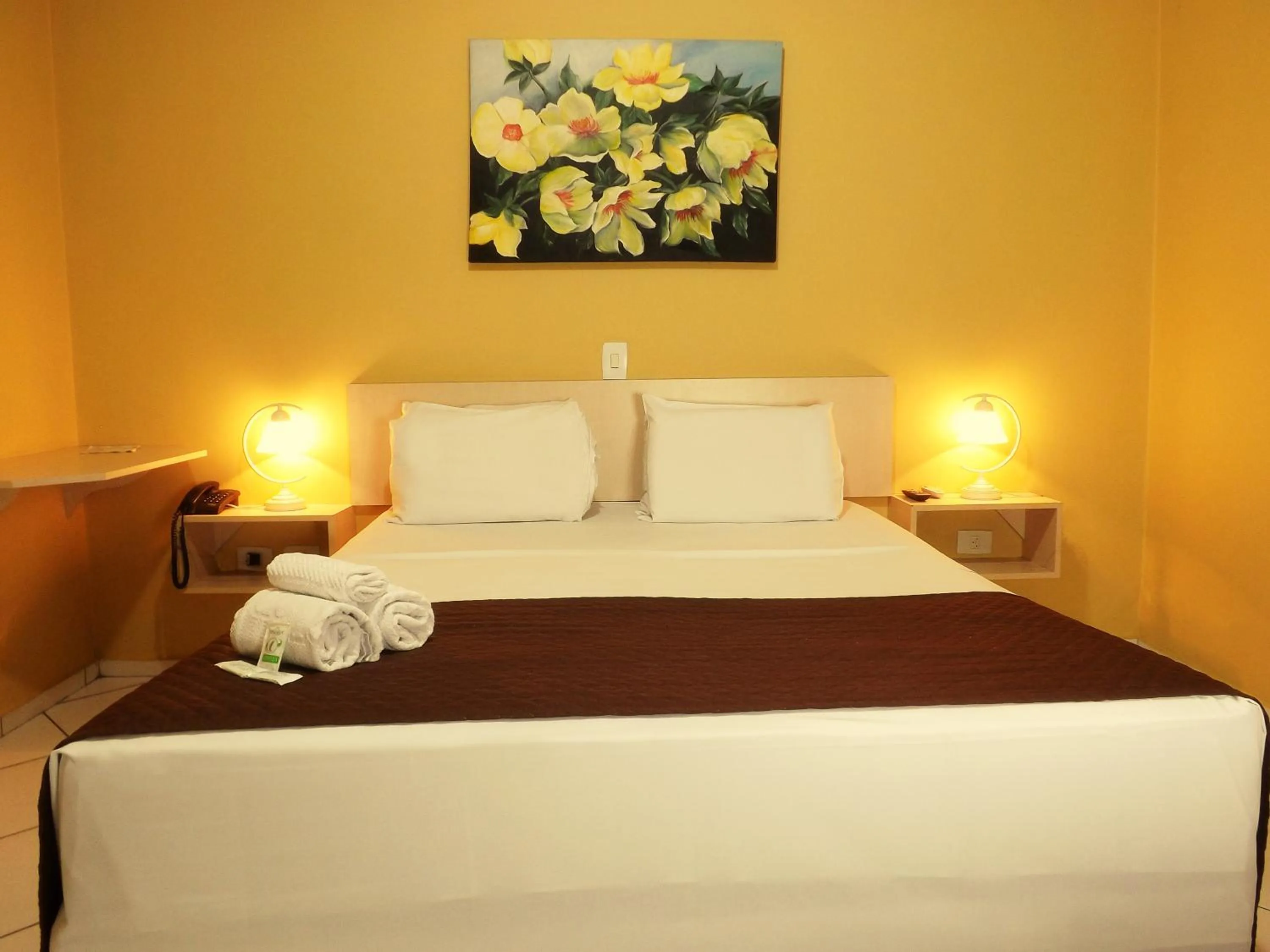 Bed in Londres Royal Hotel