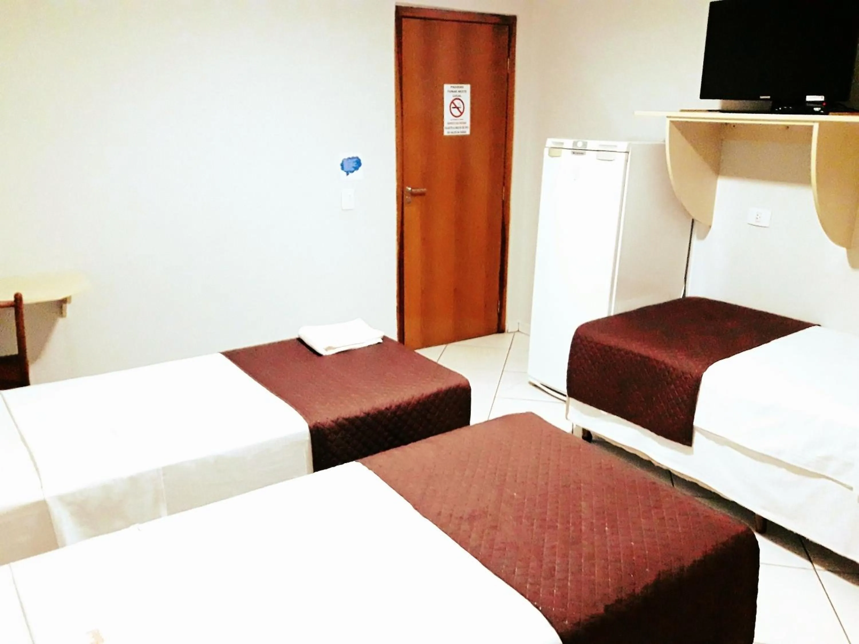 Bed in Londres Royal Hotel