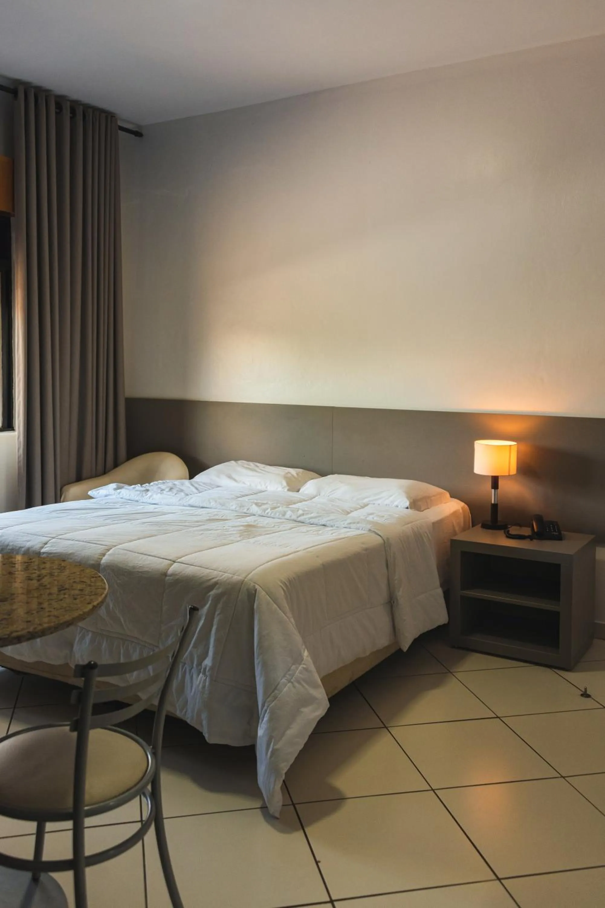 Bed in Treville Hotel