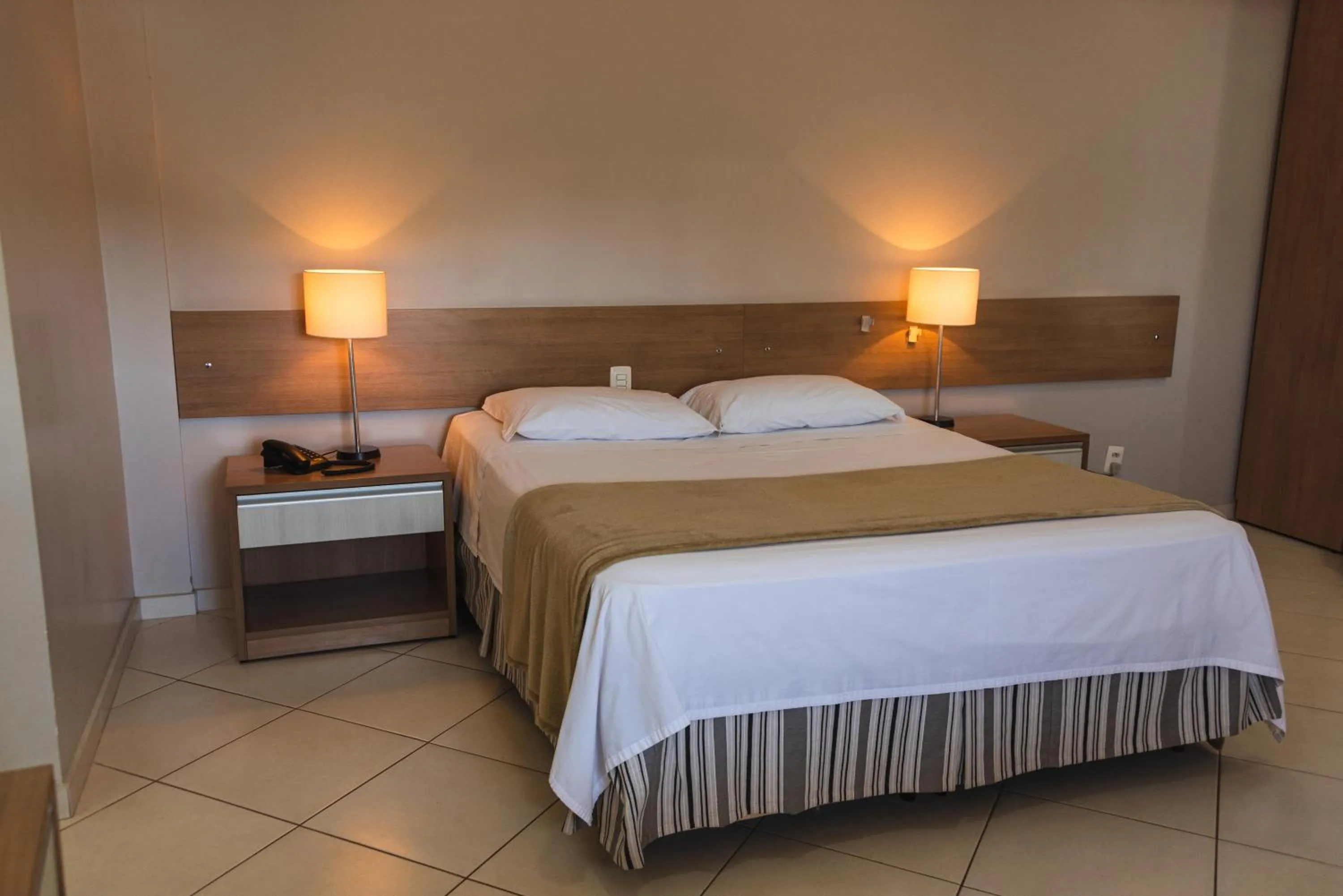 Bed in Treville Hotel