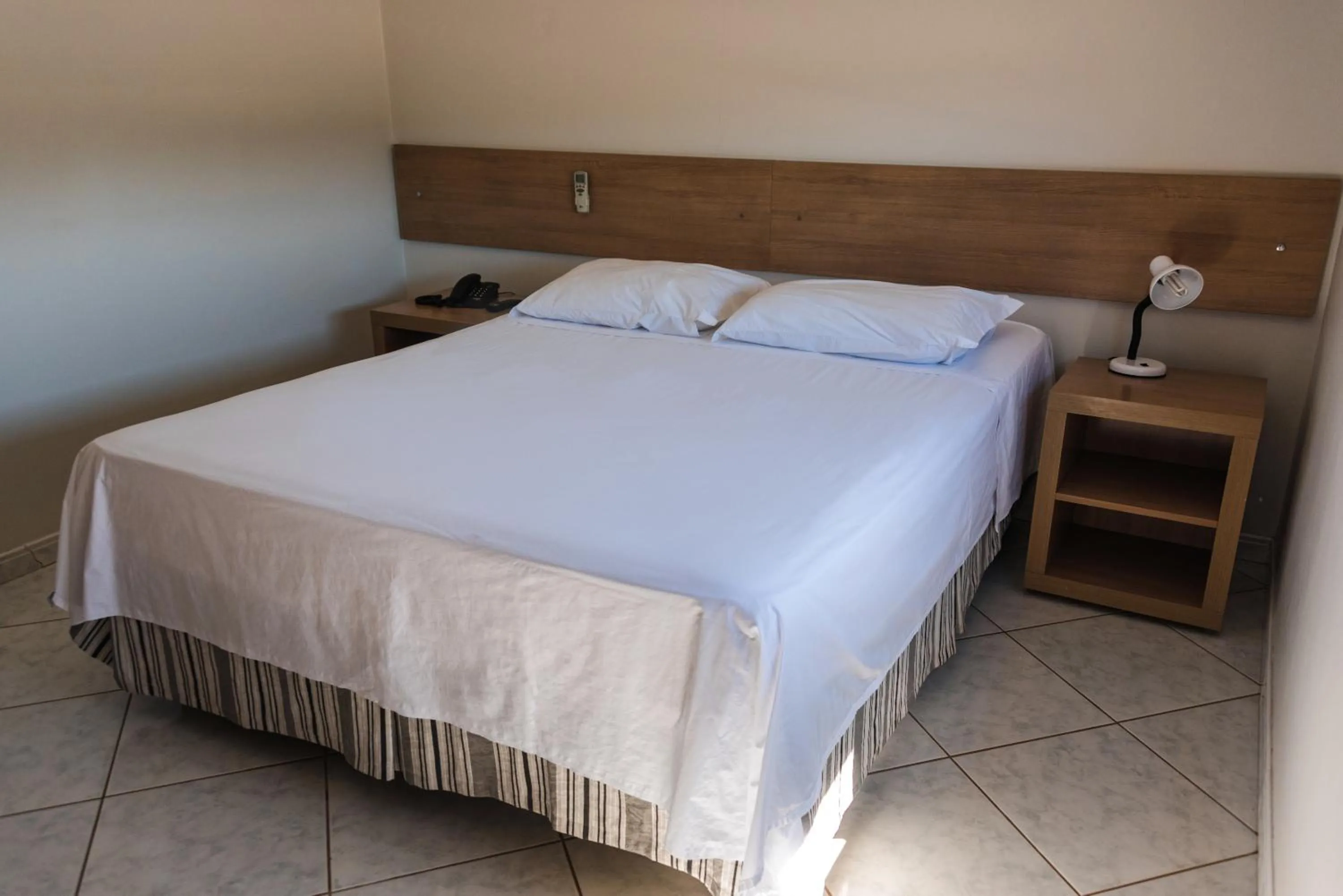 Bed in Treville Hotel