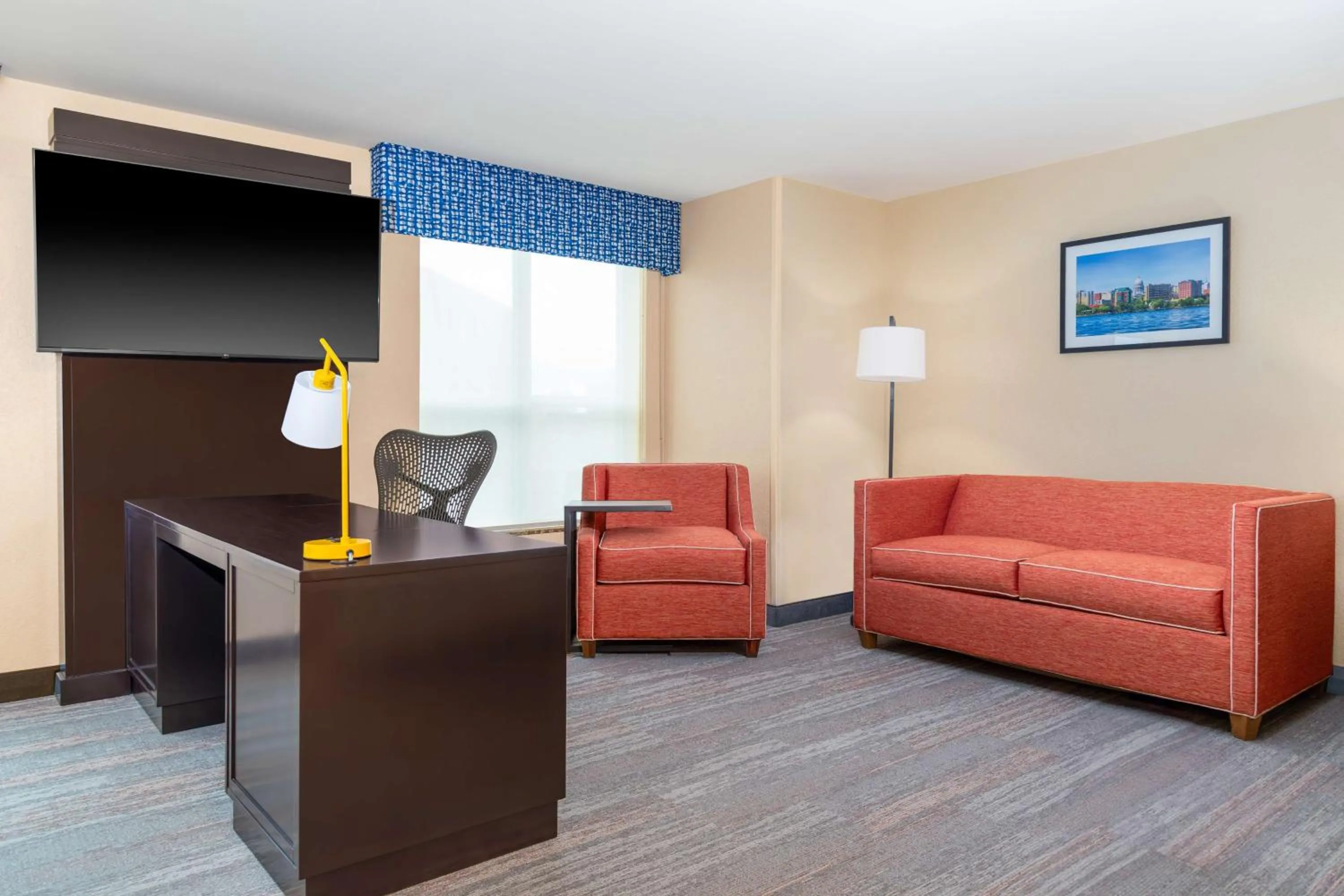 Living room in Hampton Inn & Suites Madison Downtown