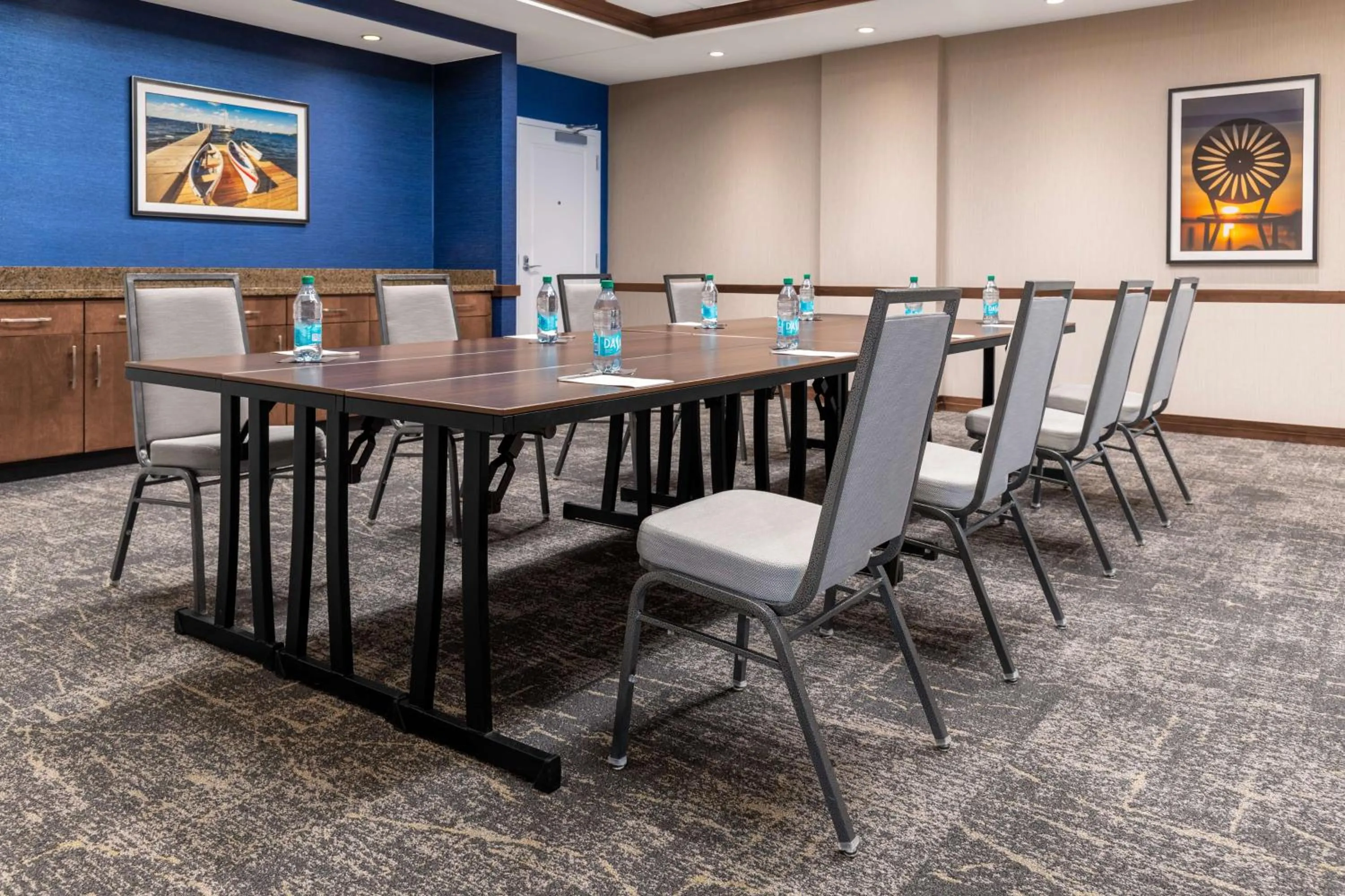 Meeting/conference room in Hampton Inn & Suites Madison Downtown