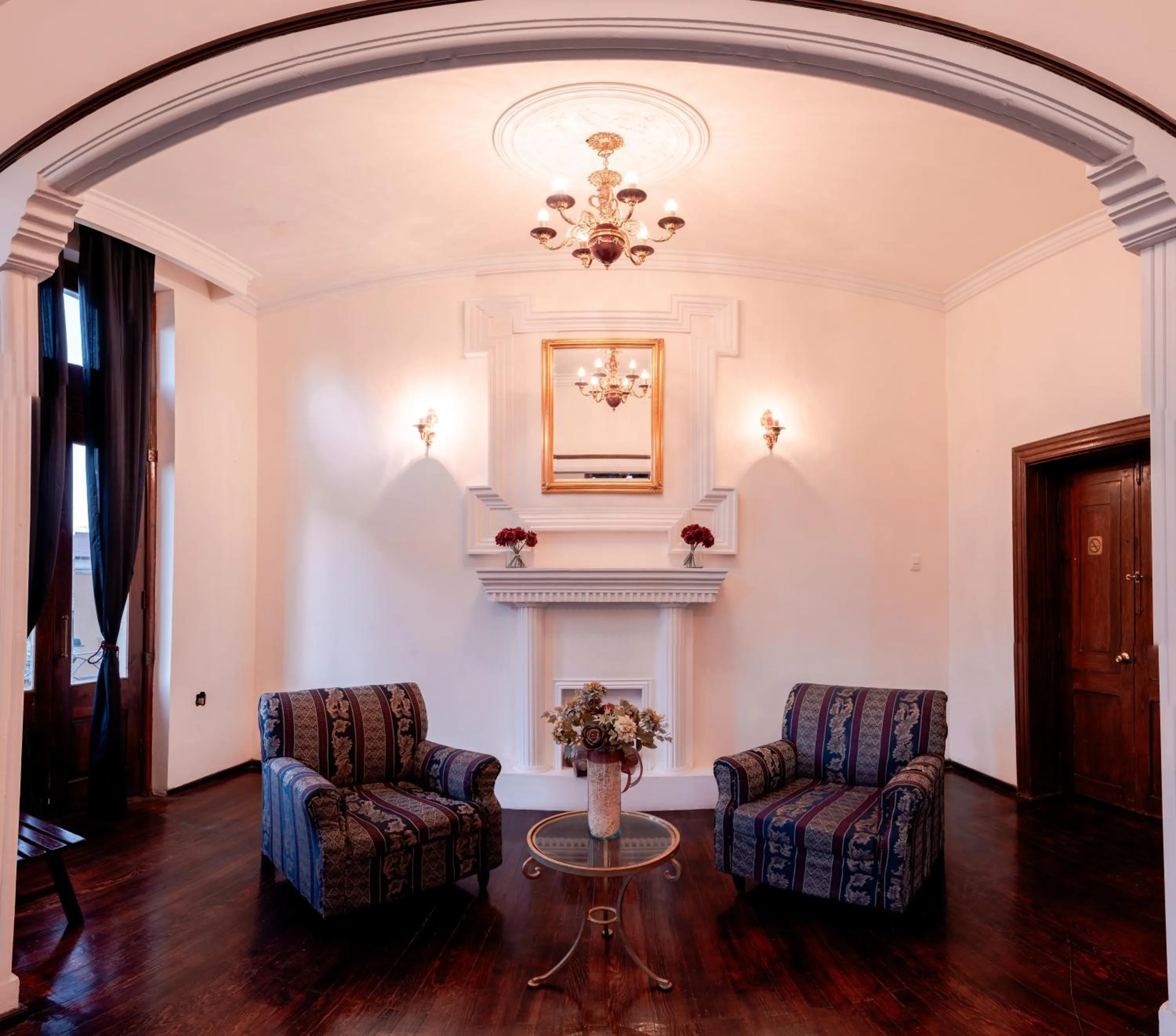 Decorative detail in Hotel Roma