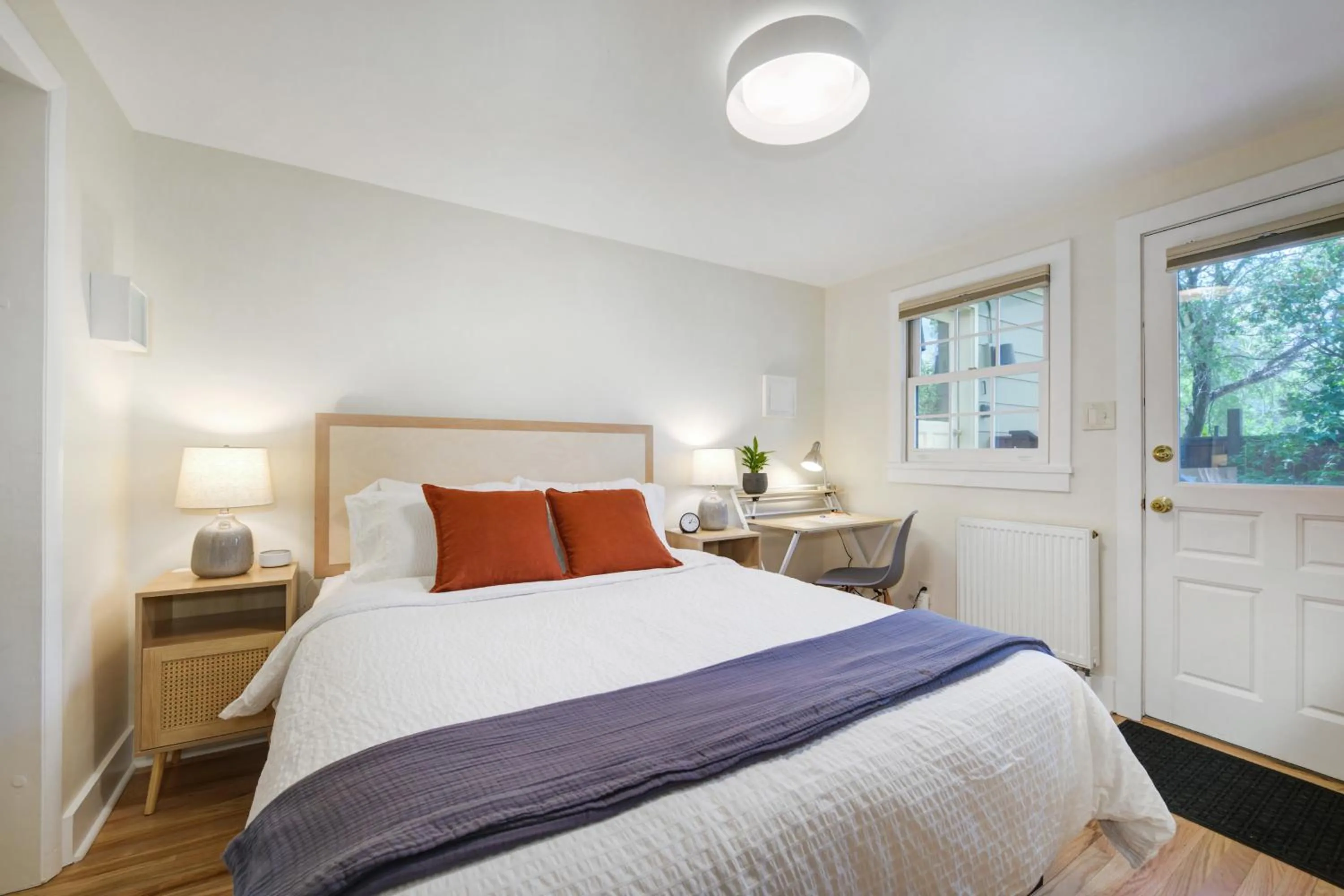 Bed in Boulder Guest House