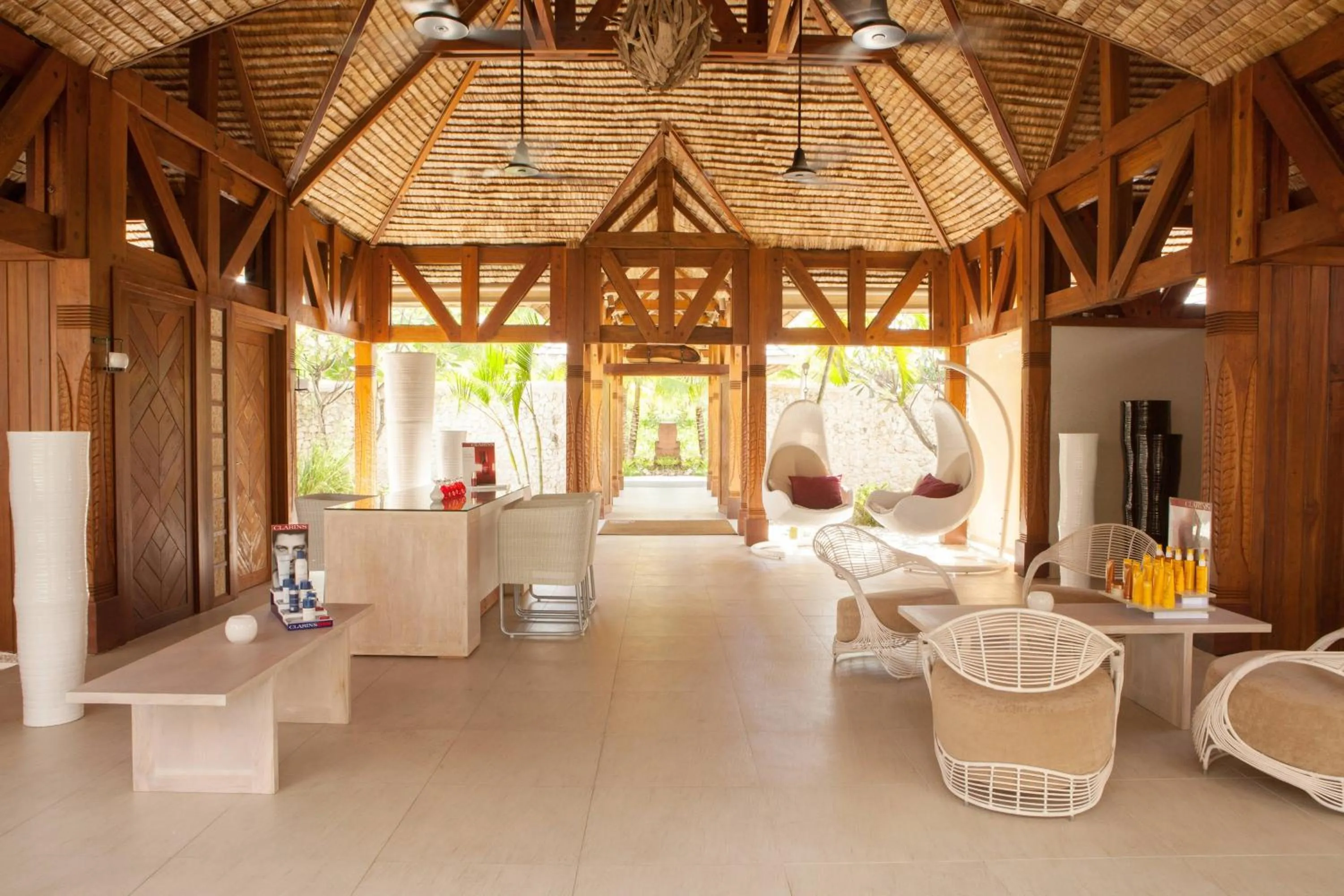 Lobby or reception in The St. Regis Bora Bora Resort