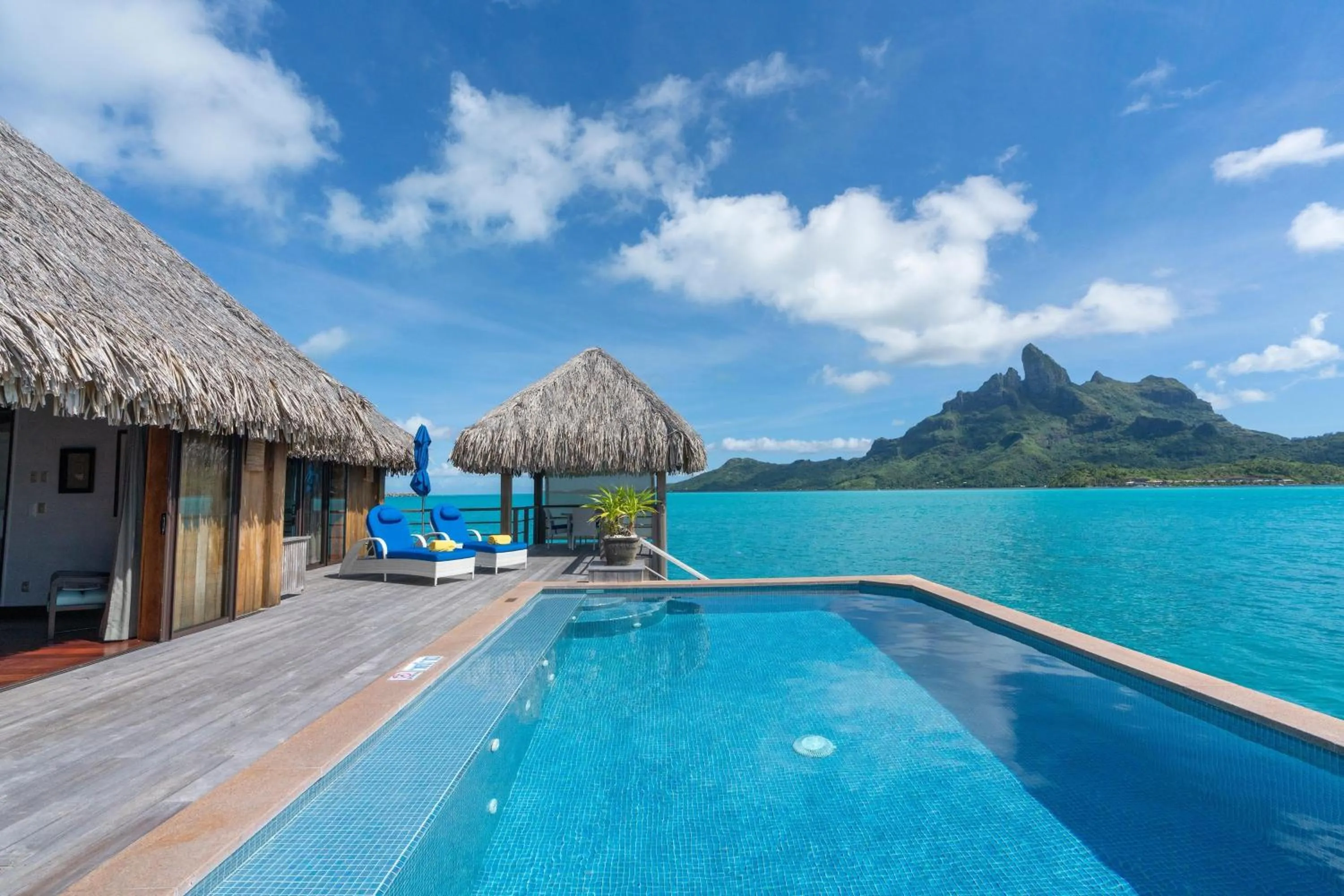 Swimming pool in The St. Regis Bora Bora Resort