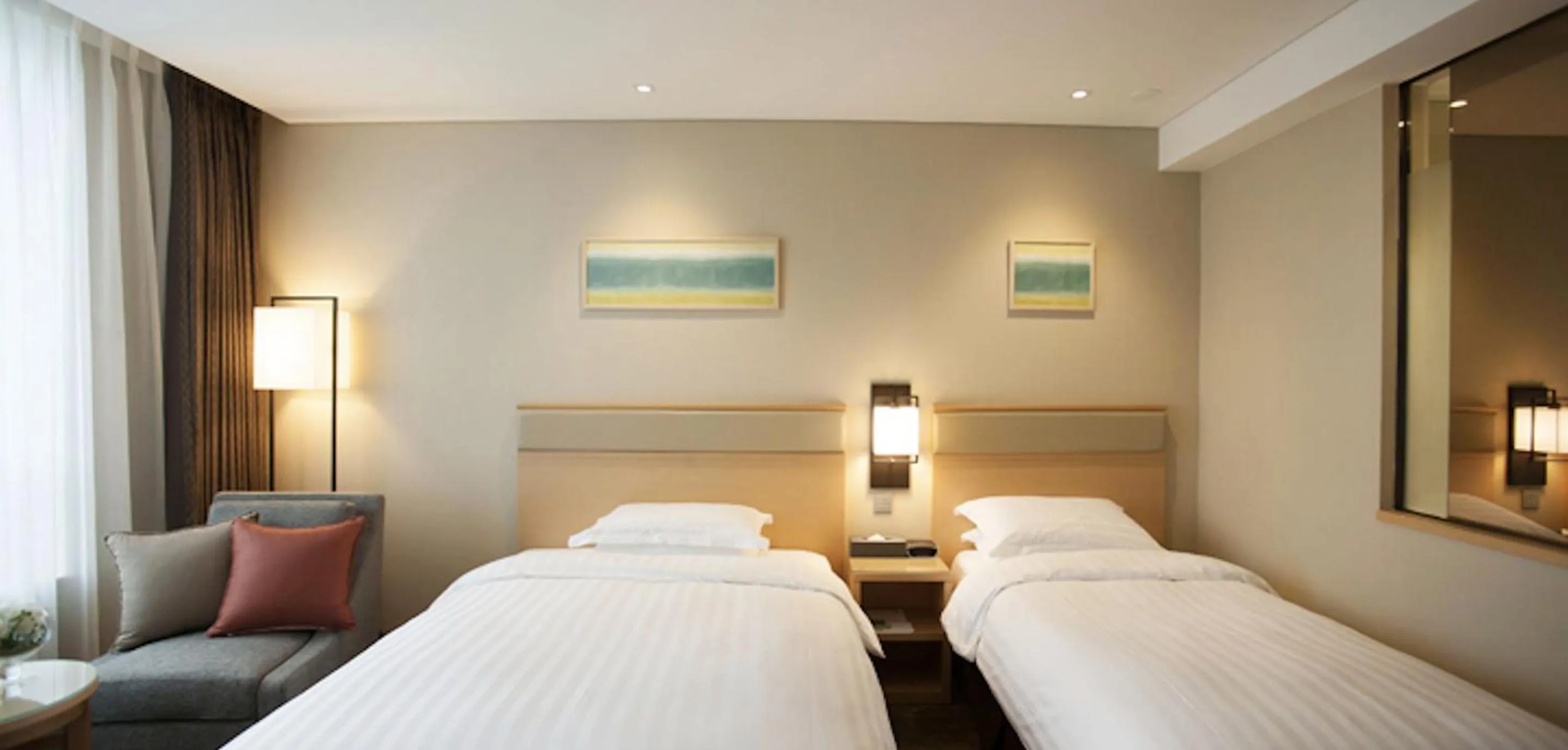 Bed in Best Western Hotel Gunsan