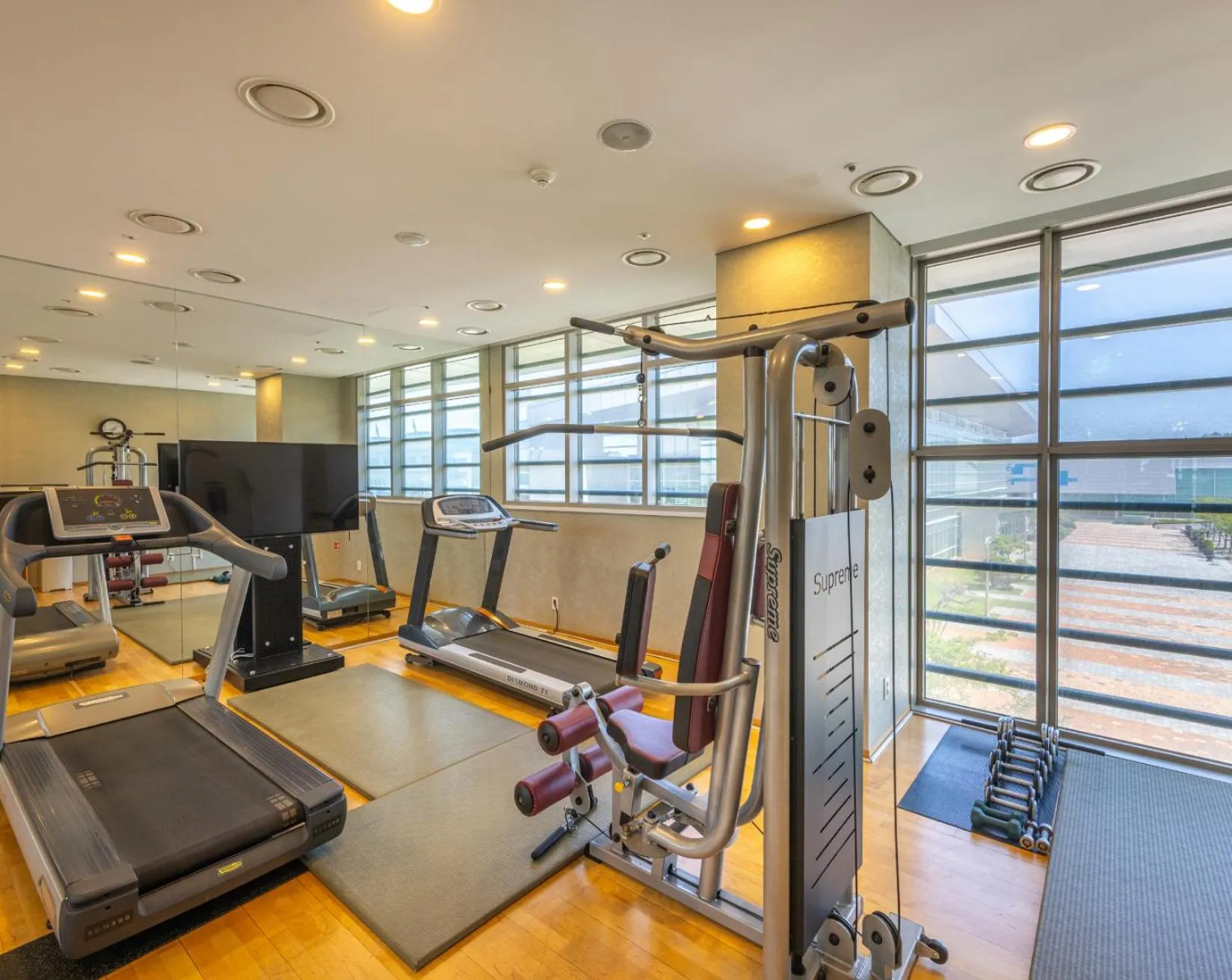 Fitness centre/facilities in Best Western Hotel Gunsan