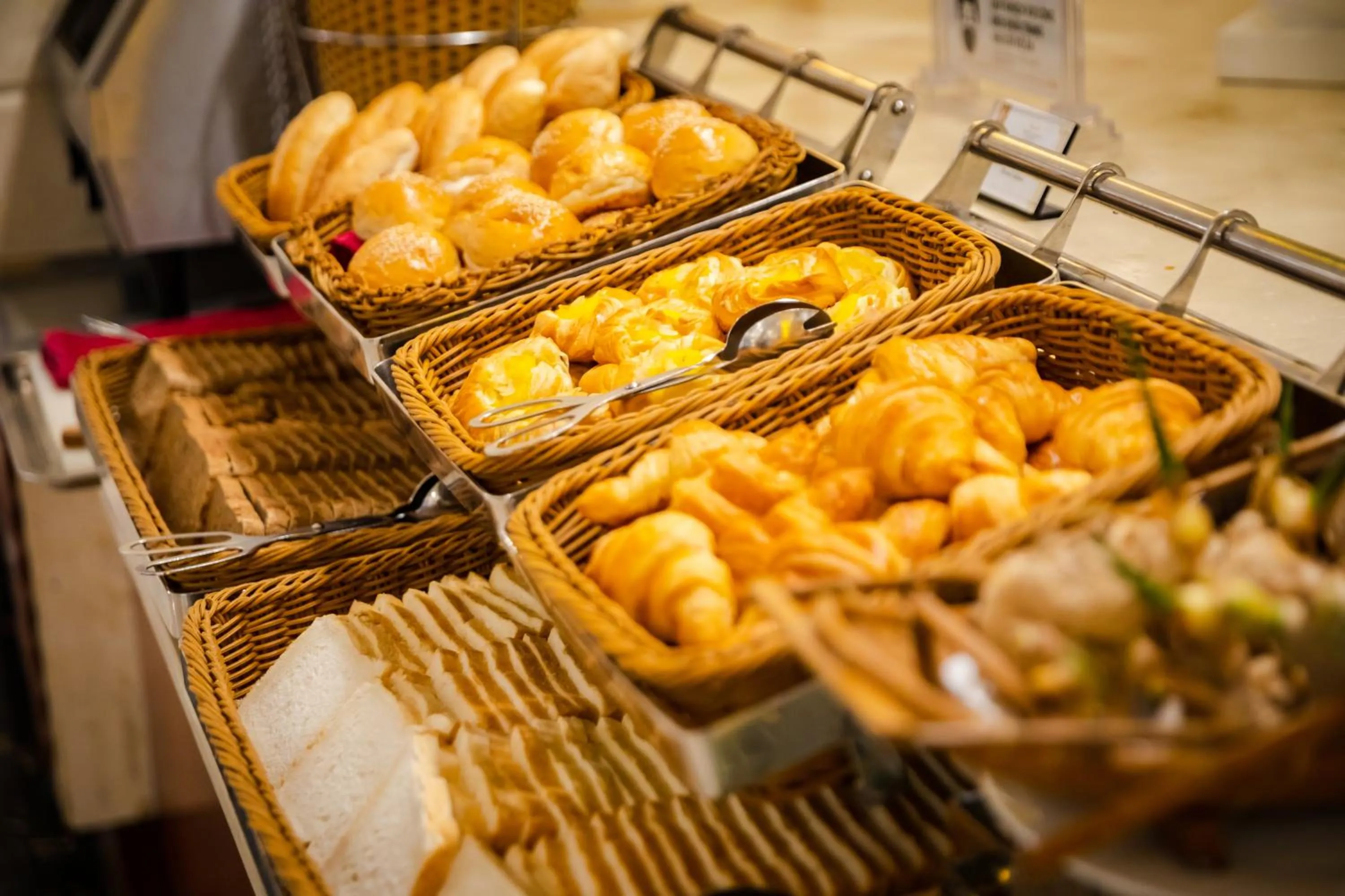 Restaurant/places to eat in Muong Thanh Luxury Quang Ninh Hotel