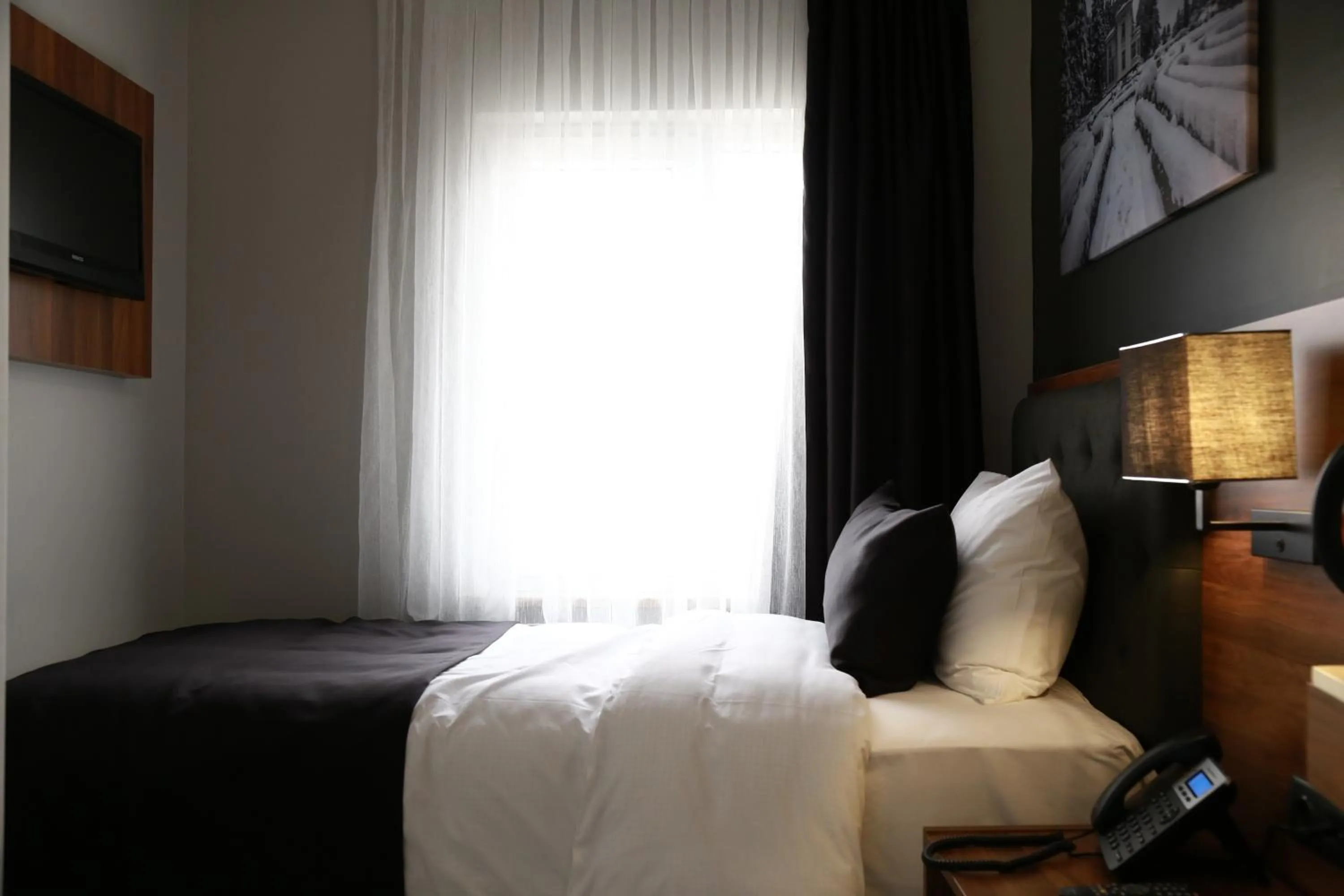 Photo of the whole room, Bed in Azra Residence Otel