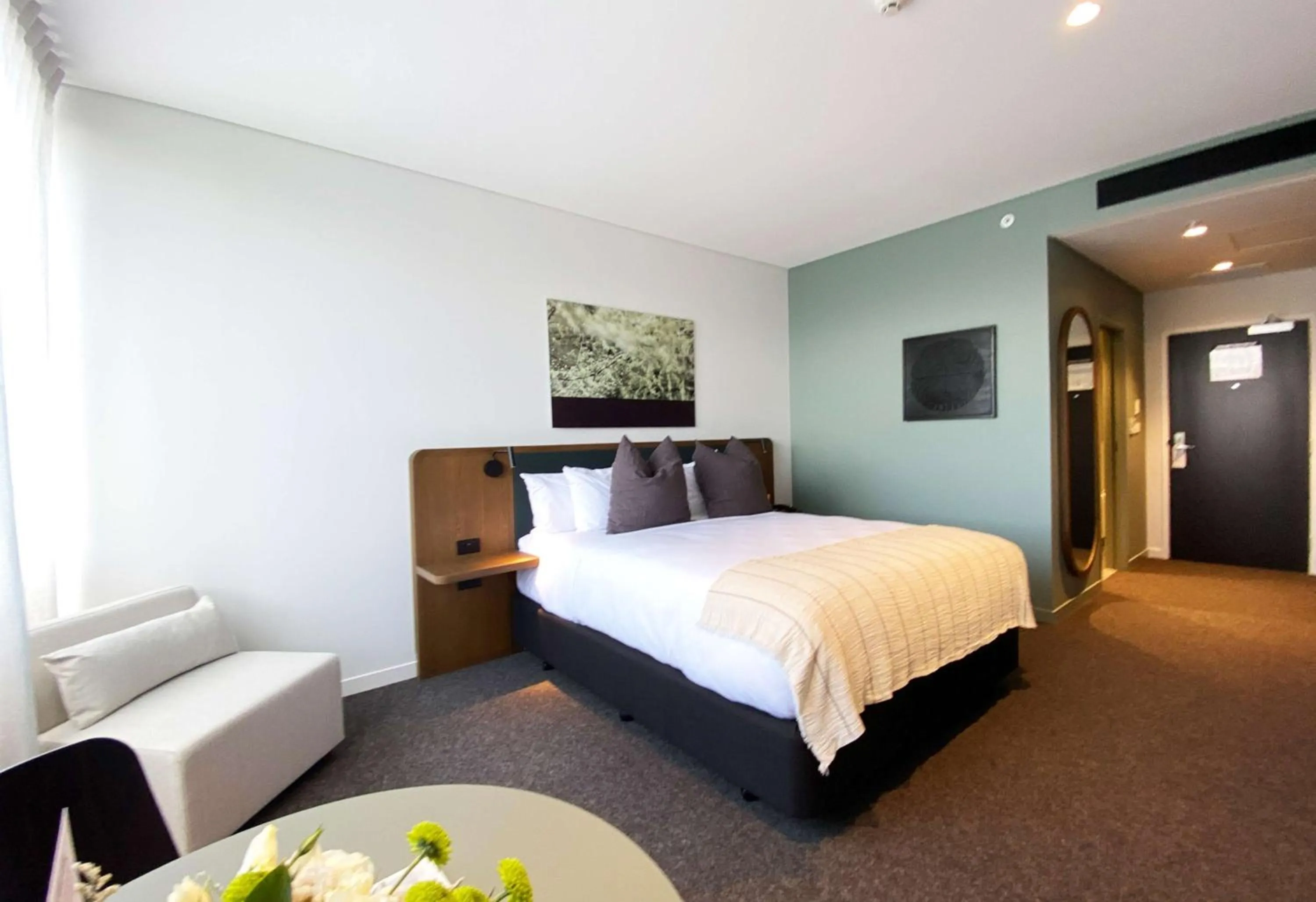 Bedroom, Bed in Sudima Queenstown Five Mile