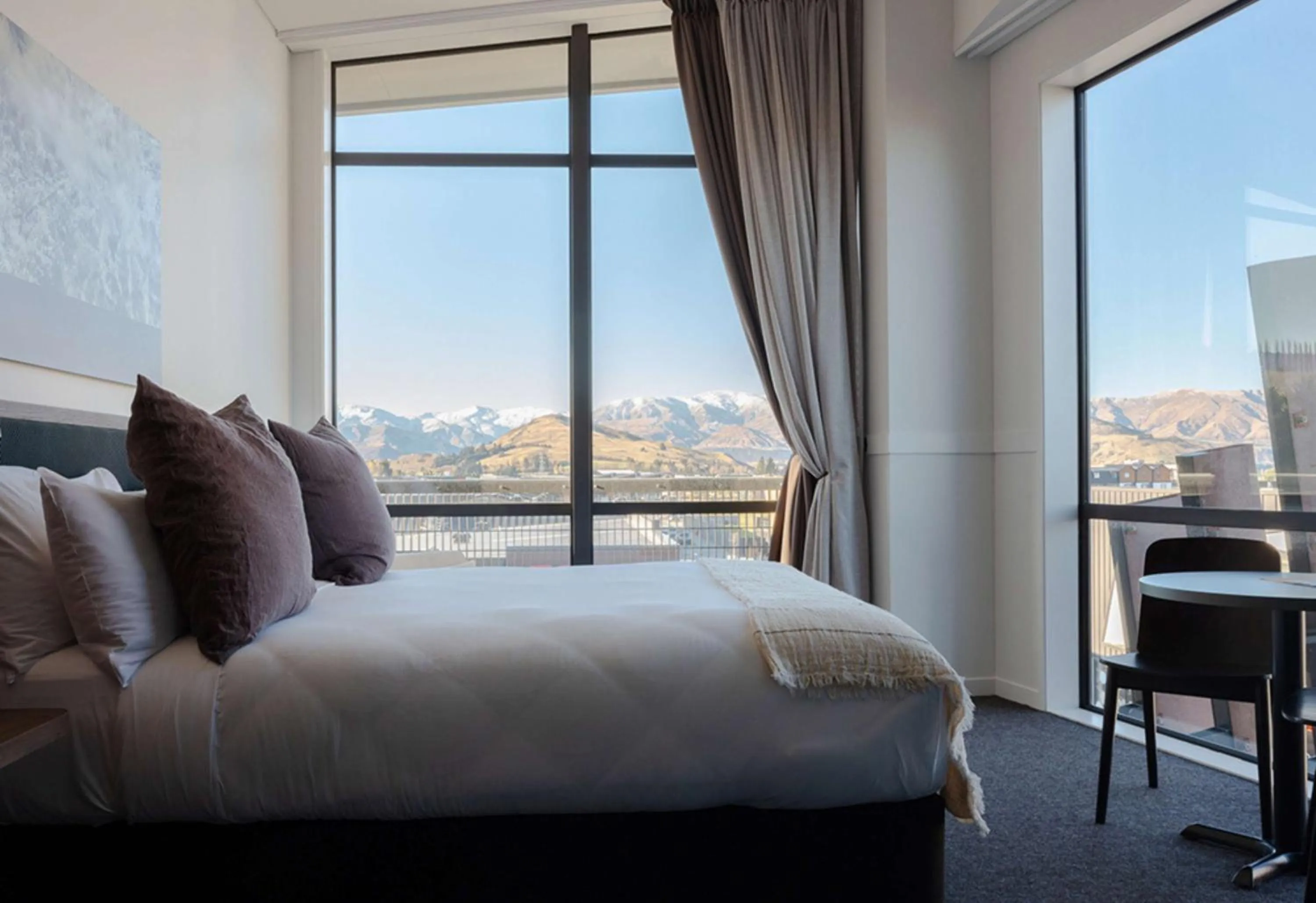 Bed in Sudima Queenstown Five Mile