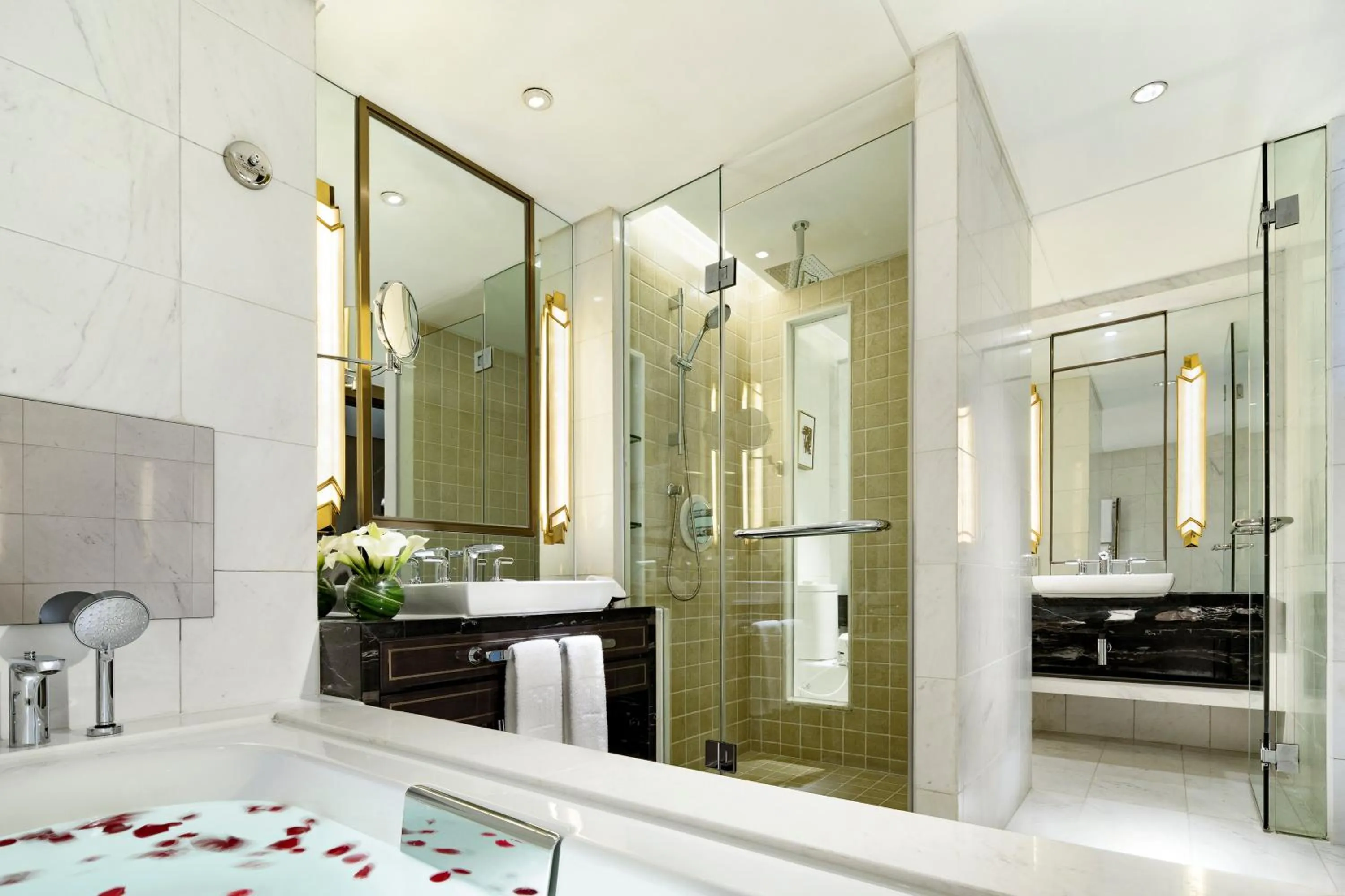 Bathroom in Grand Millennium Shanghai HongQiao