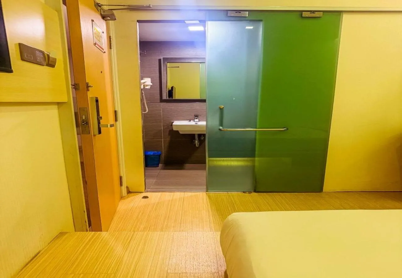 Bathroom in Minimalist Hotel