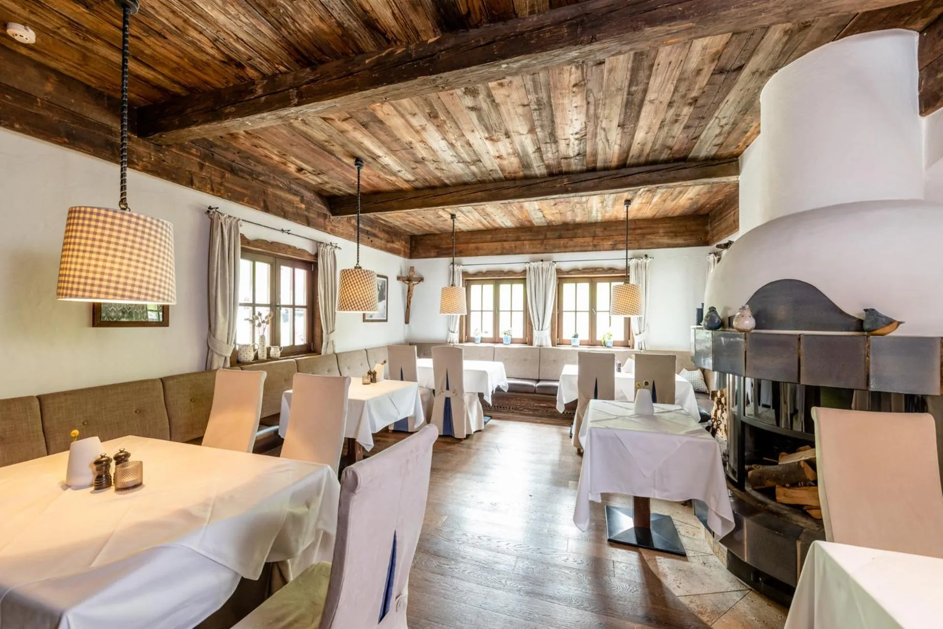 Restaurant/places to eat in Übergossene Alm Resort