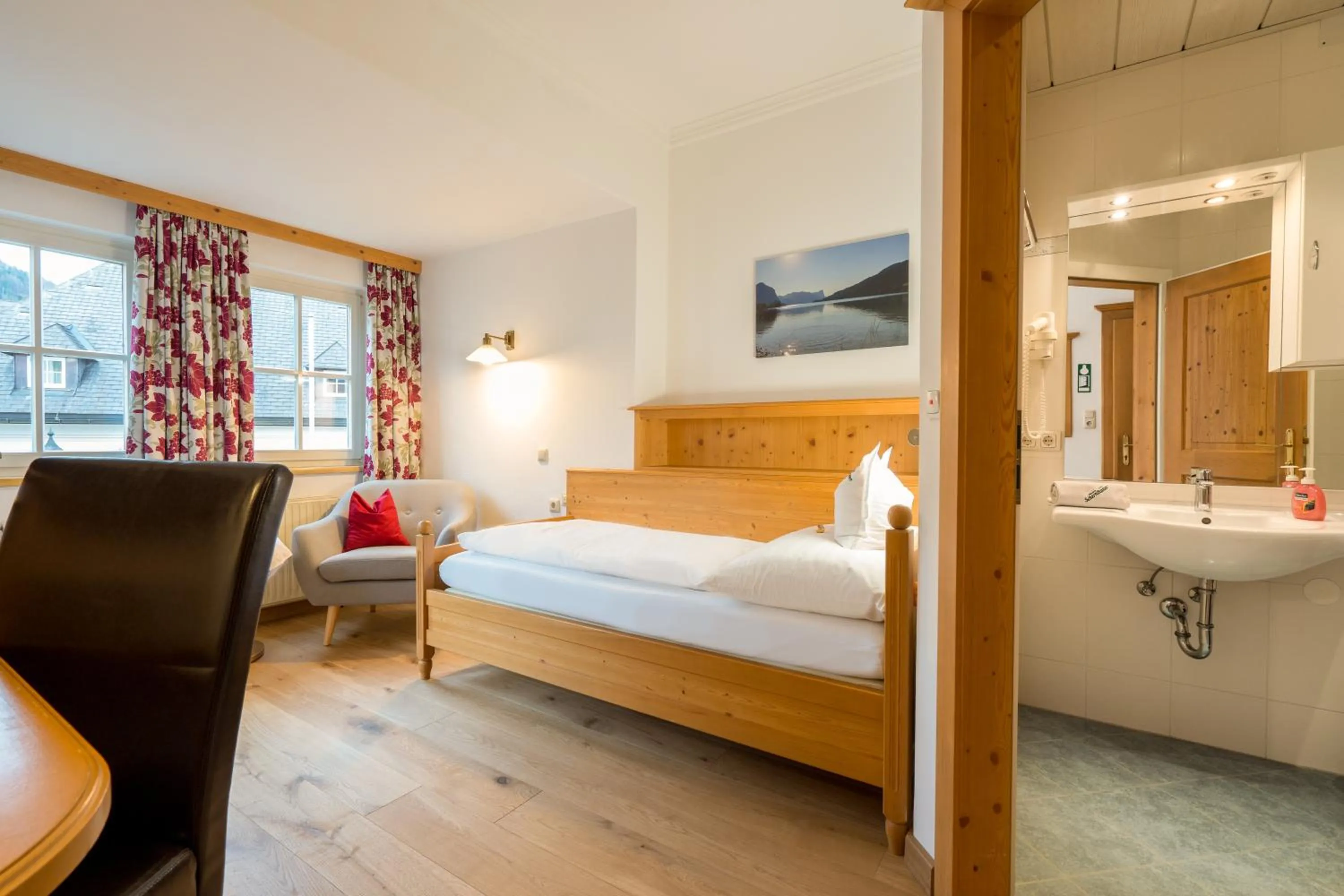 Bed in Hotel-Garni Schernthaner