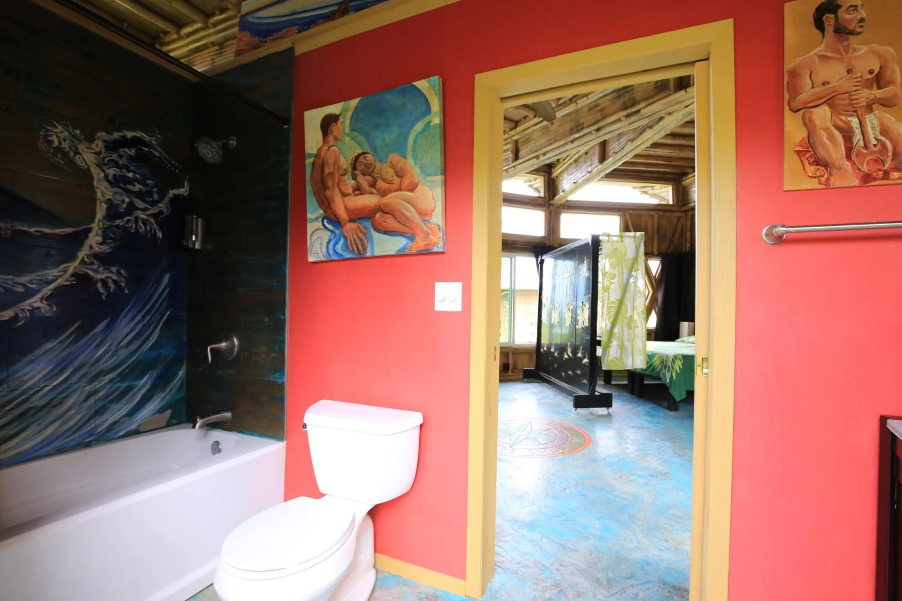 Bathroom in Kalani Oceanside Retreat