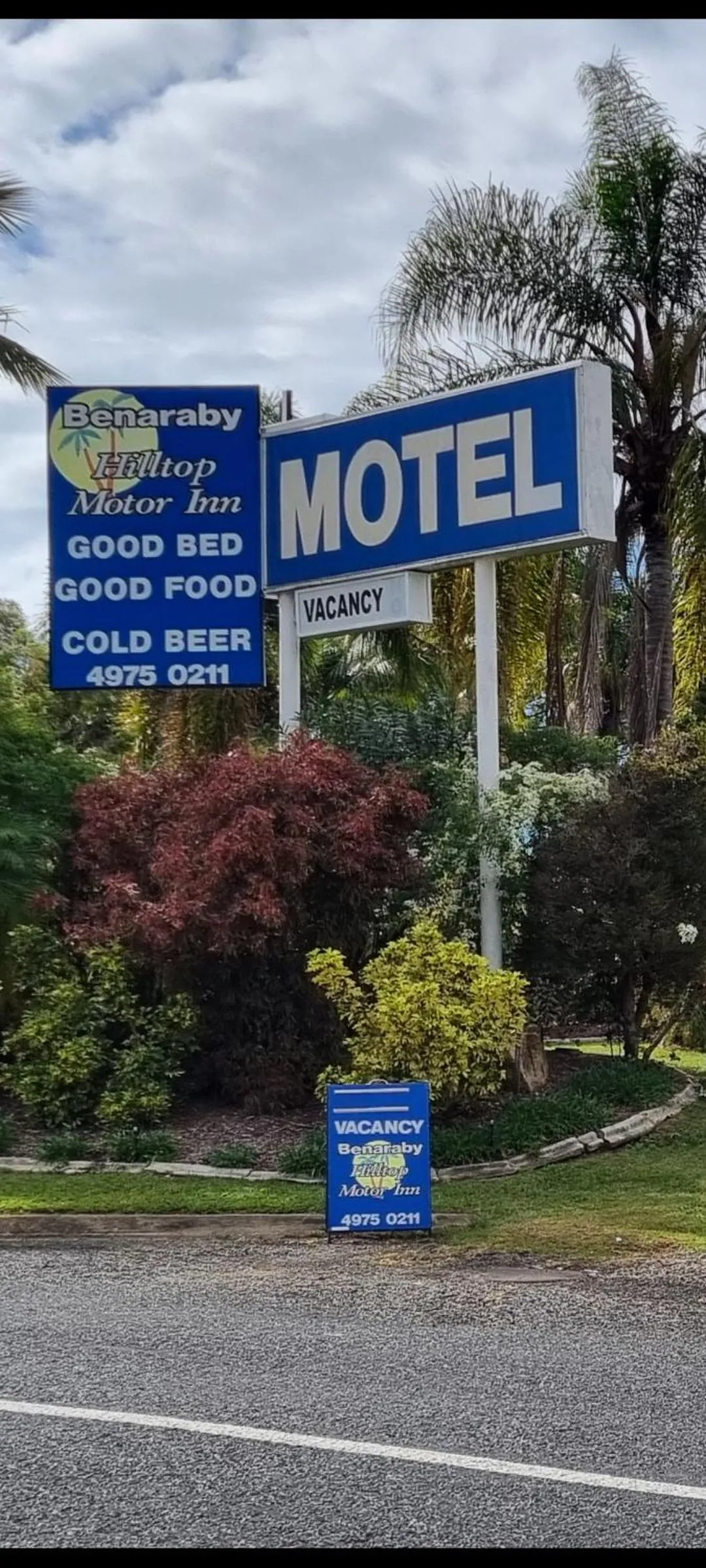 Property logo or sign in Benaraby Hilltop MotorInn