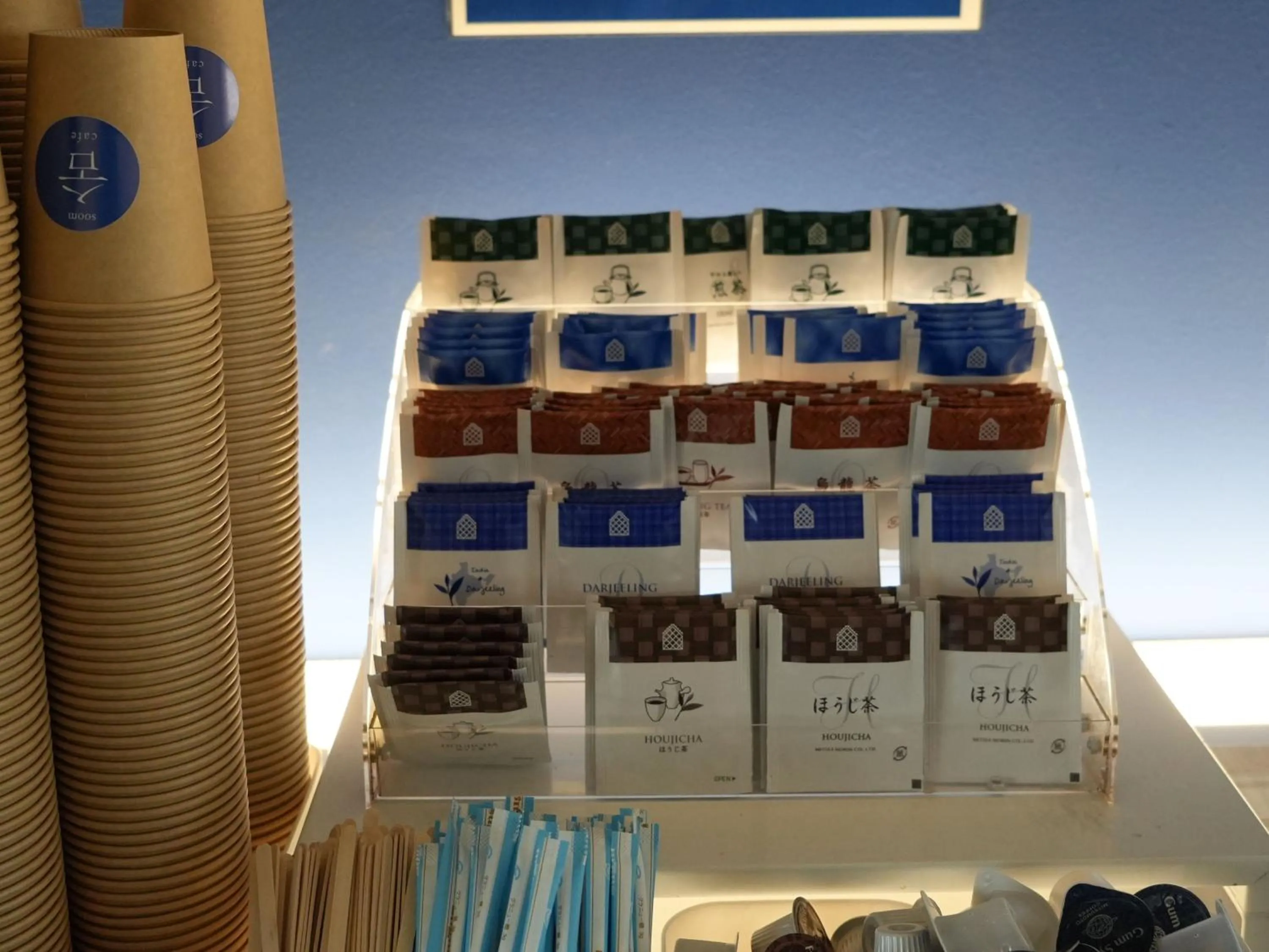 Drinks in Rembrandt Cabin Shinjuku Shin-Okubo