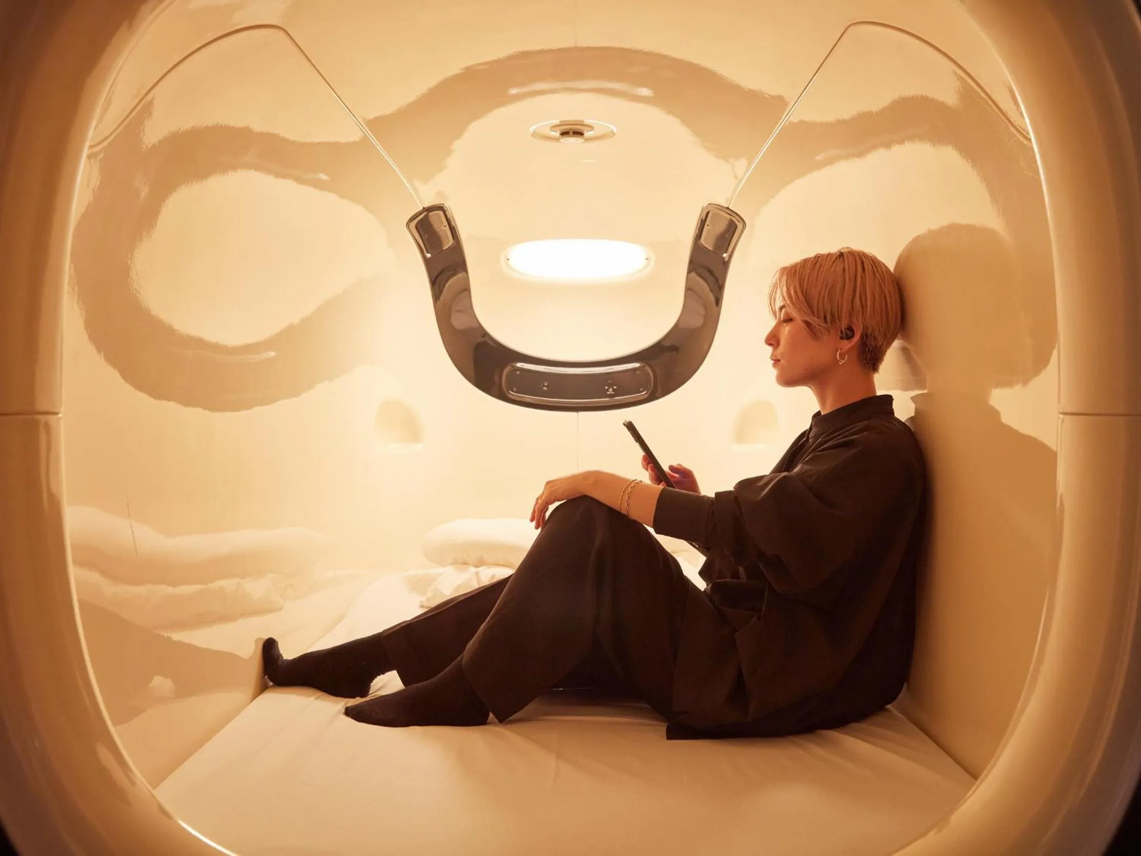 Photo of the whole room in Rembrandt Cabin Shinjuku Shin-Okubo