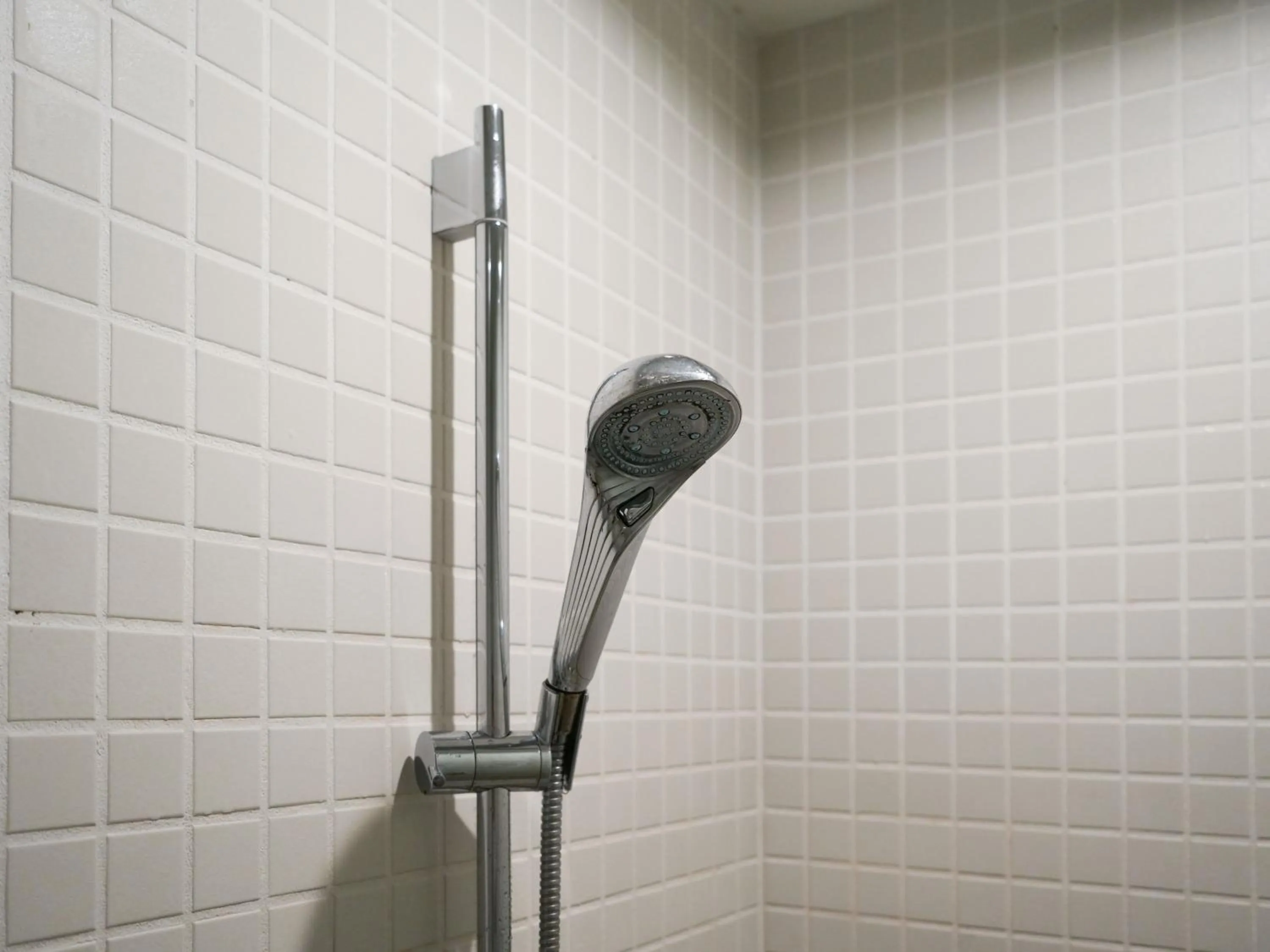 Shower in Rembrandt Cabin Shinjuku Shin-Okubo