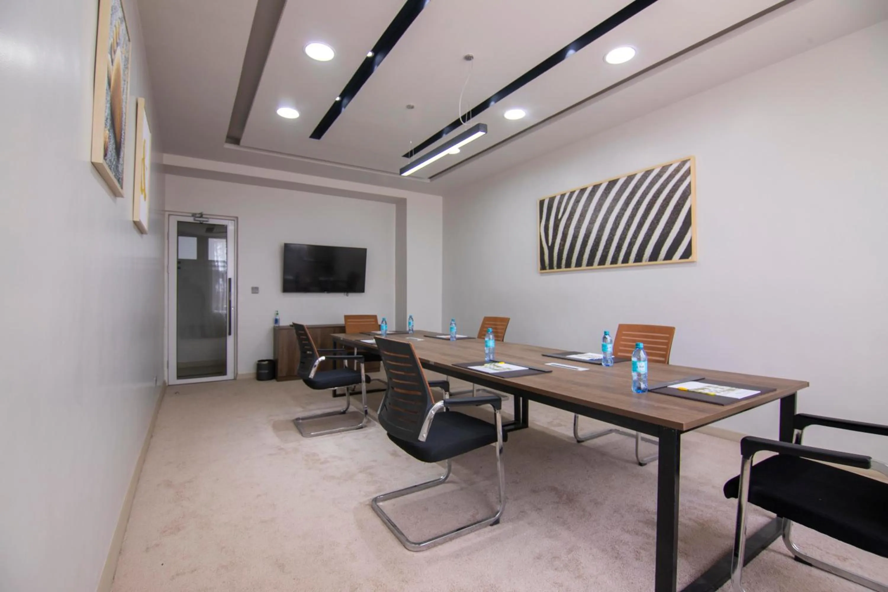 Business facilities in Eseriani The Resort