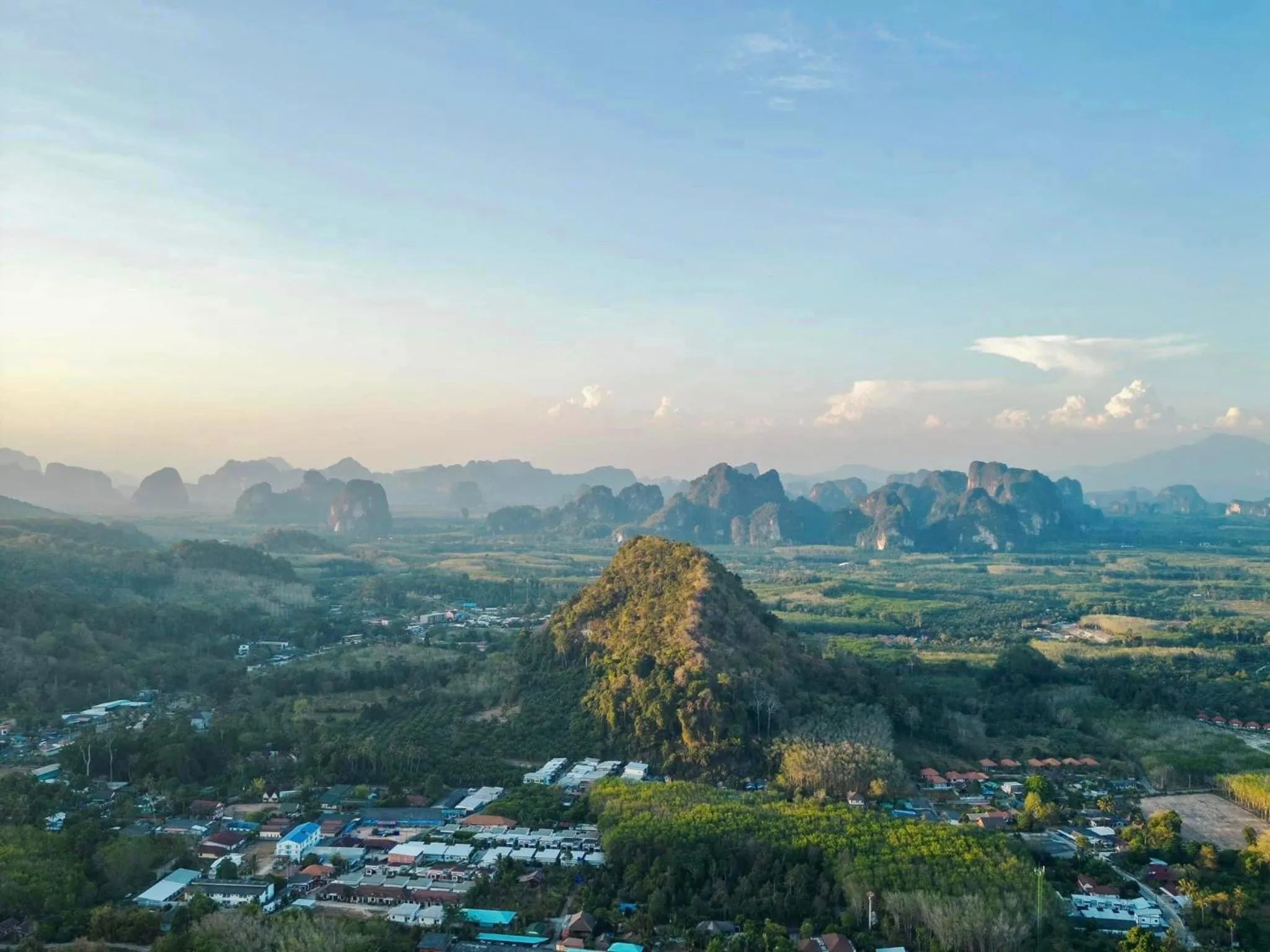 Natural landscape in Baan Phuvara Retreat - Romantic Jacuzzi Mountain View Villas