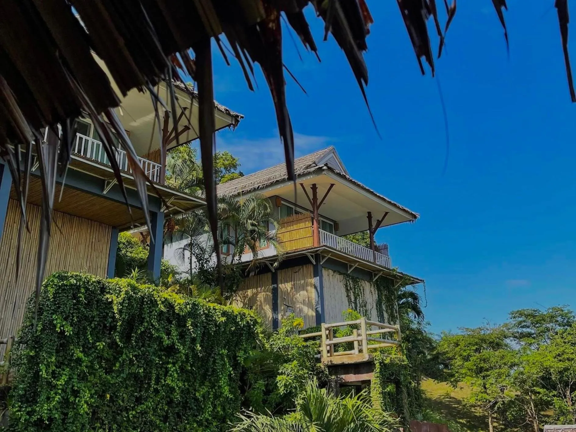 Property building in Baan Phuvara Retreat - Romantic Jacuzzi Mountain View Villas