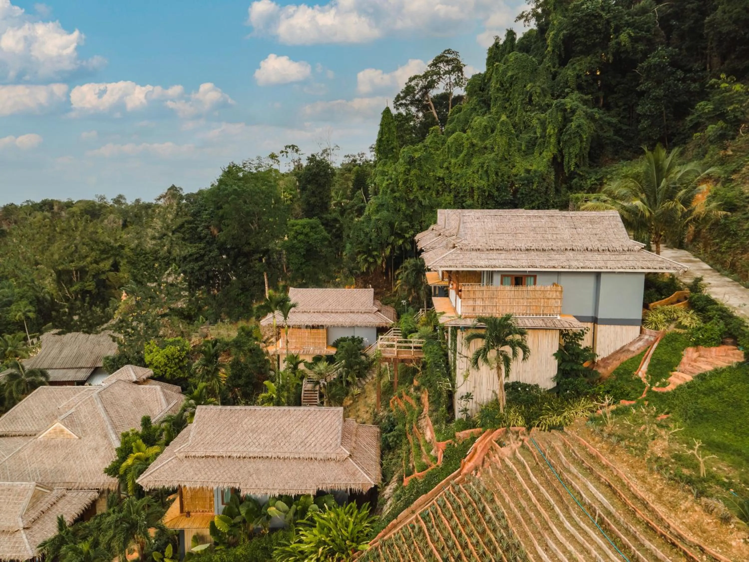 Property building in Baan Phuvara Retreat - Romantic Jacuzzi Mountain View Villas