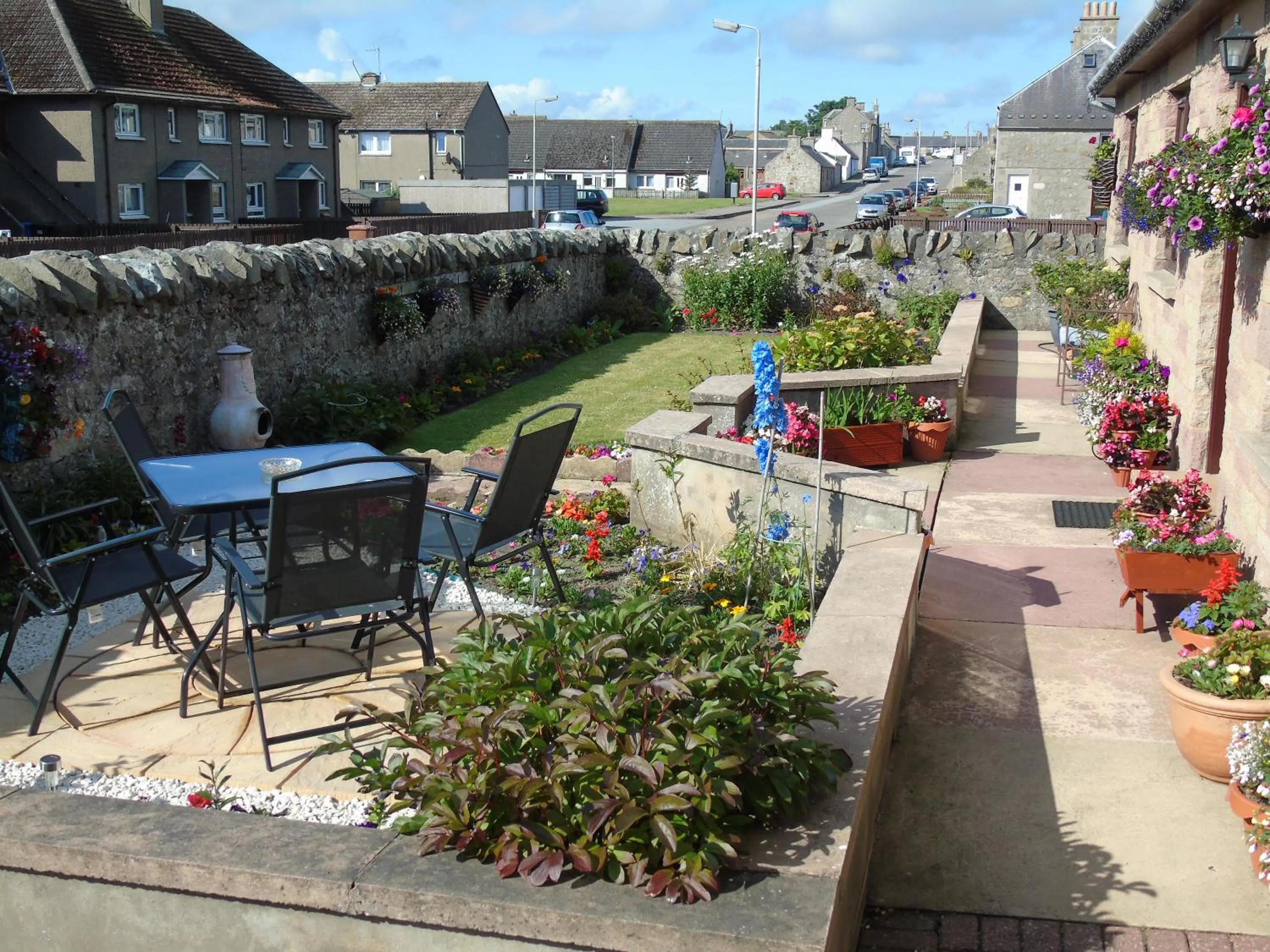 Garden view in Jomarnic B&B