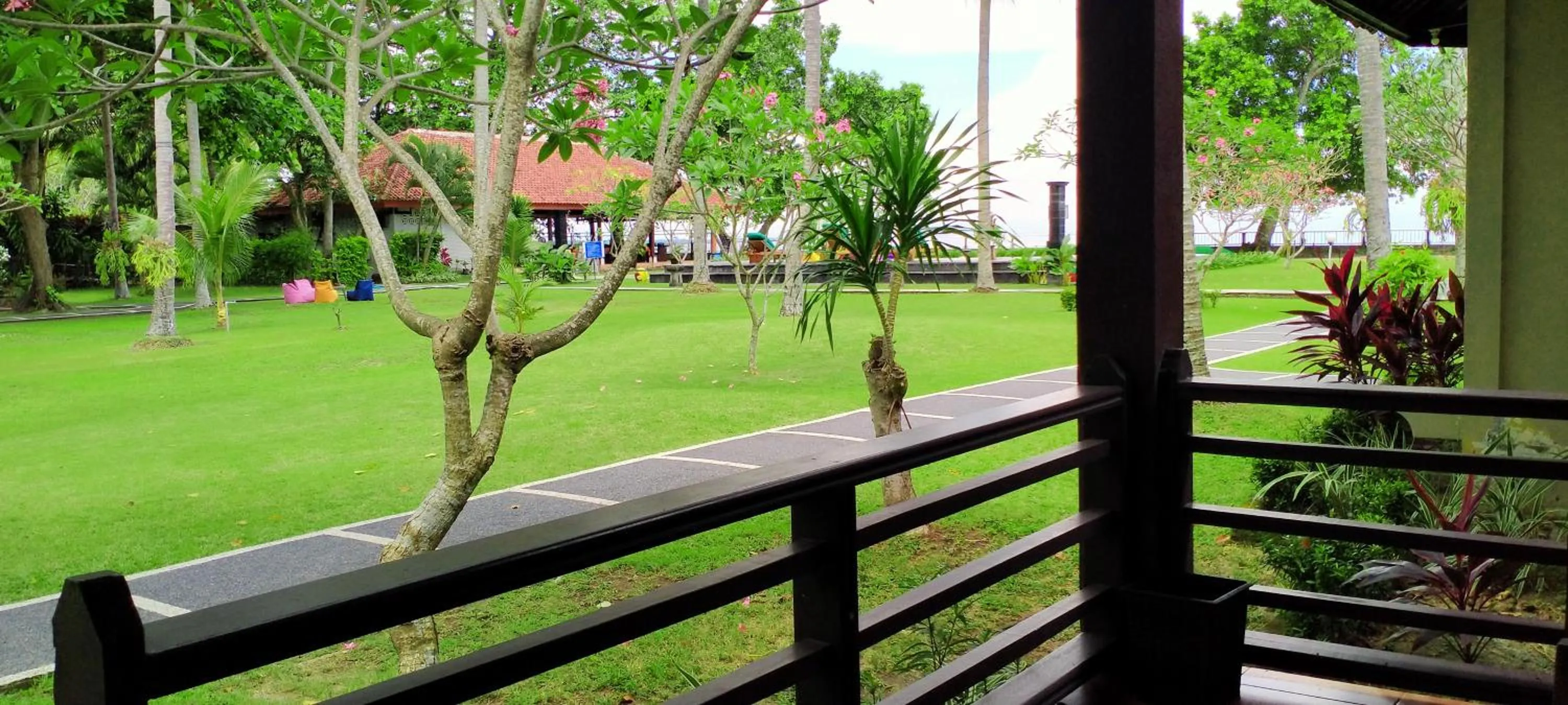 mascot hotel senggigi