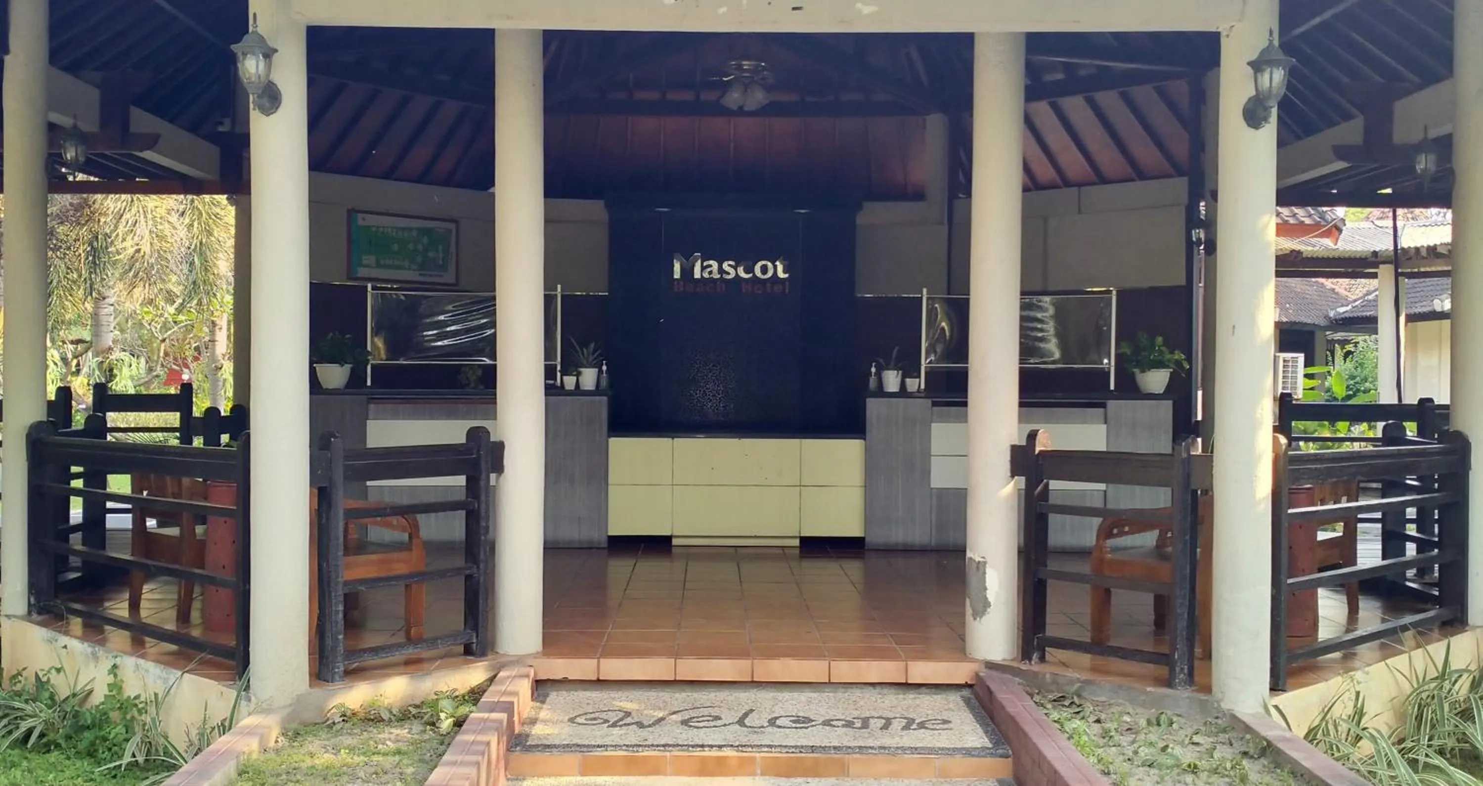 mascot hotel senggigi