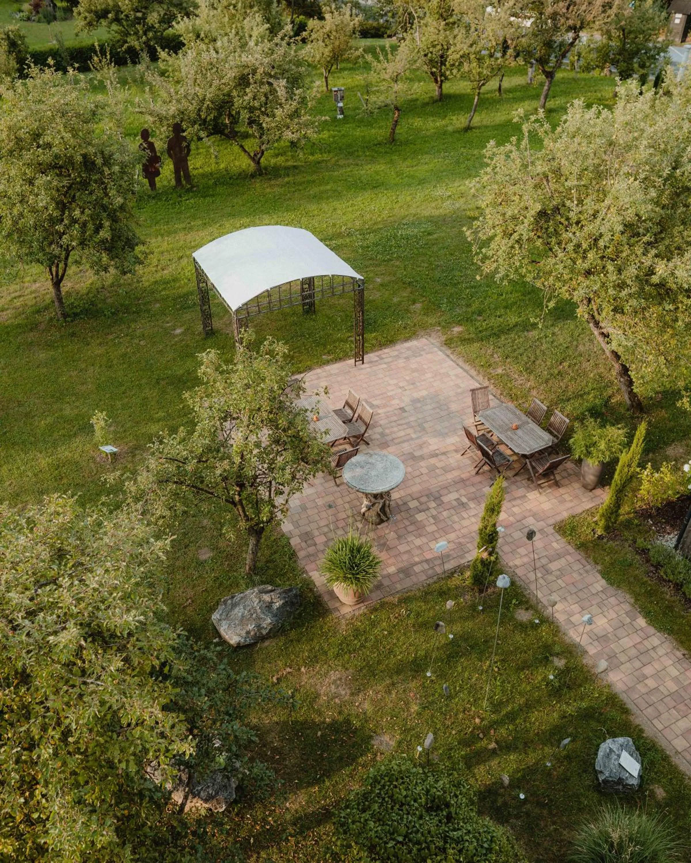 Garden view in Garten-Hotel Ochensberger