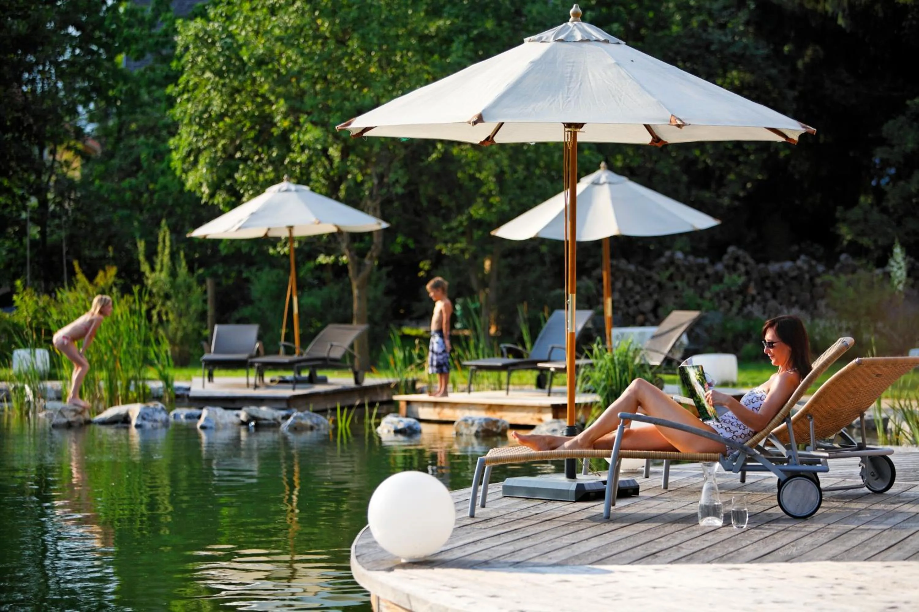 Swimming pool in Garten-Hotel Ochensberger