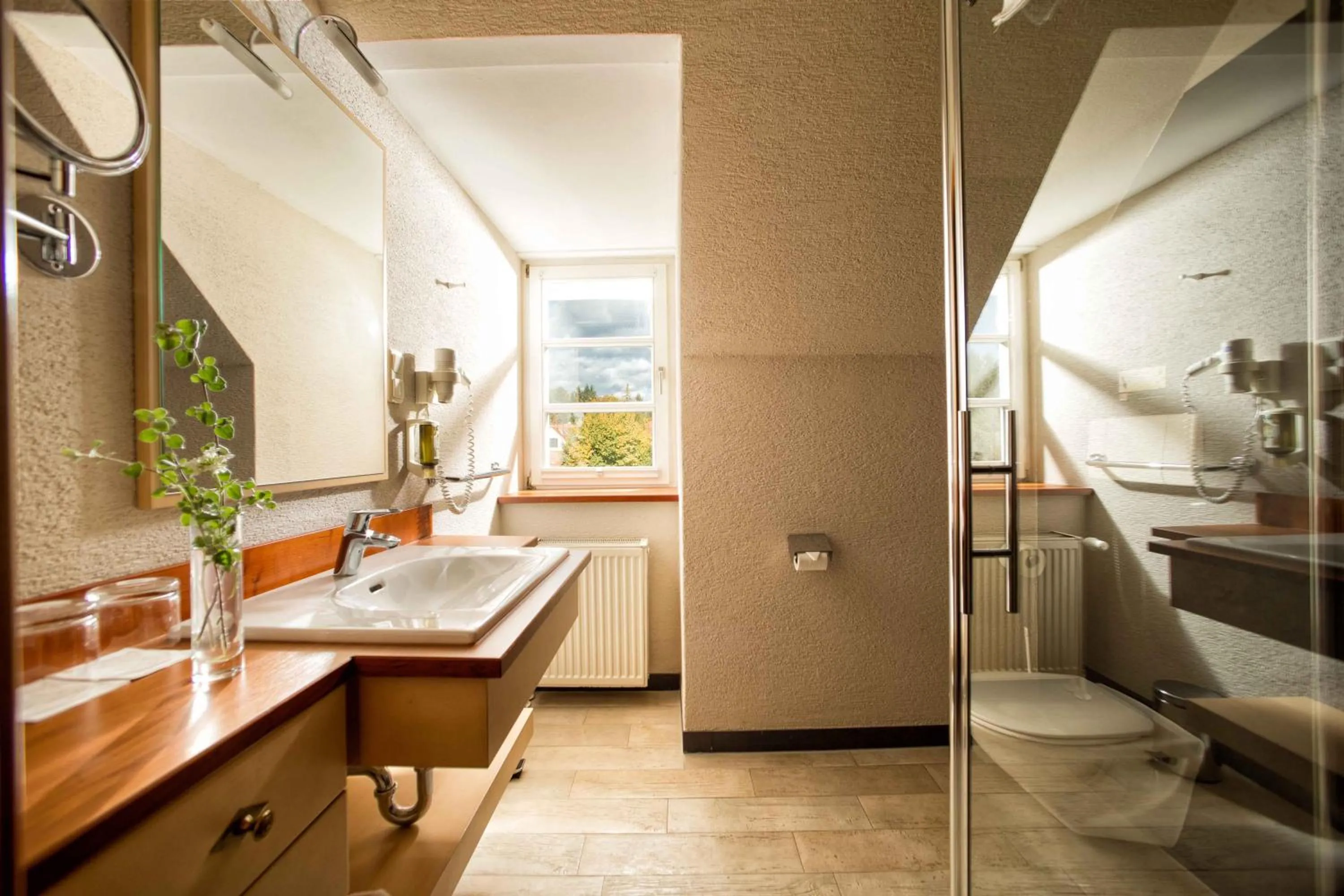 Bathroom in Garten-Hotel Ochensberger