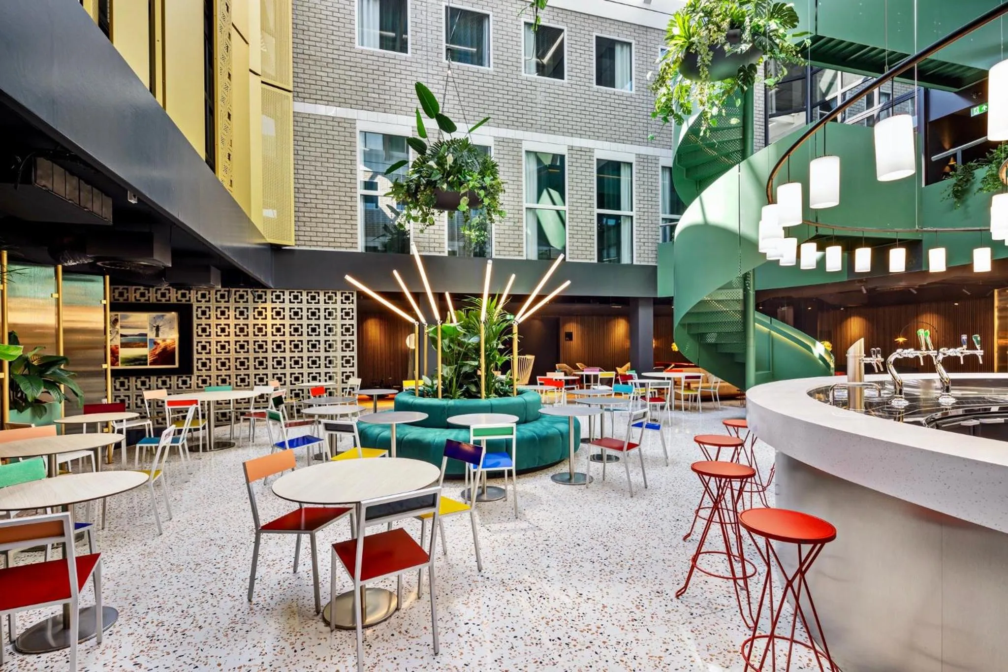 Restaurant/places to eat in The Florian Amsterdam Schiphol Airport, WorldHotels Crafted