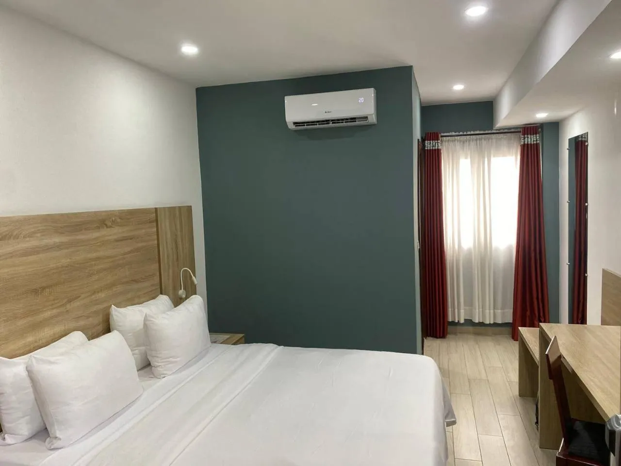 Bed in Bano Palace Hotel