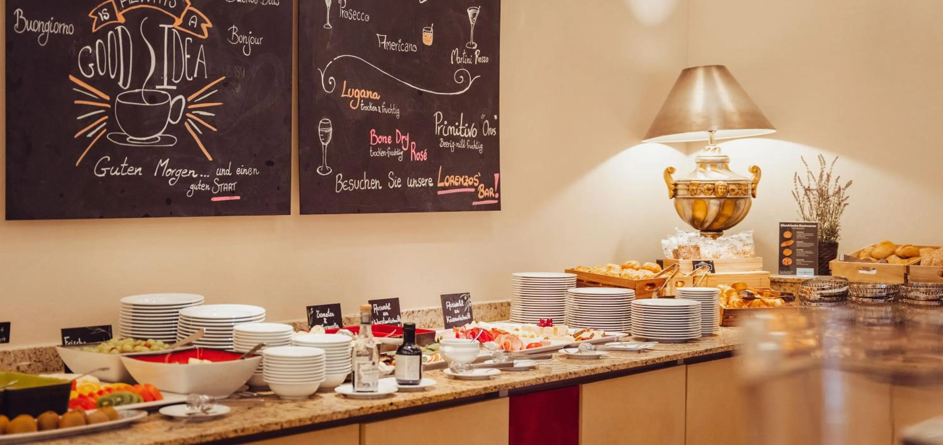 Breakfast in Hotel Villa Toskana